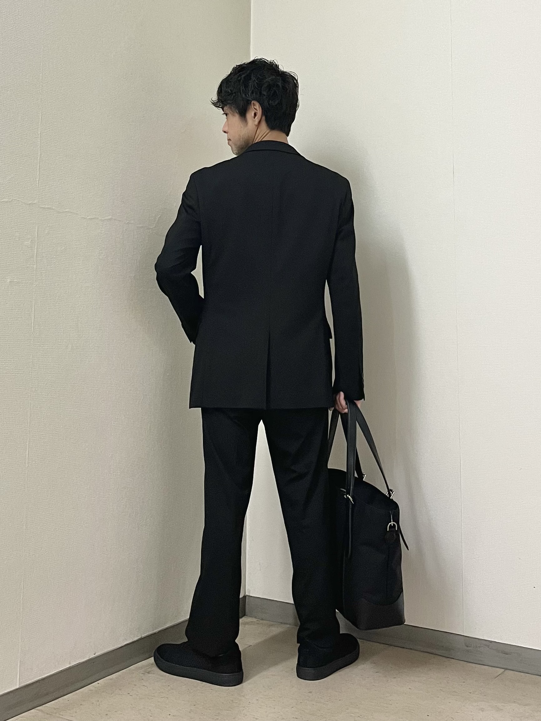 URAさんの「TAKEO KIKUCHI｜【BOWLER HAT LABEL】CARREMANツイルジャージ　ジャケット」を使ったコーディネート