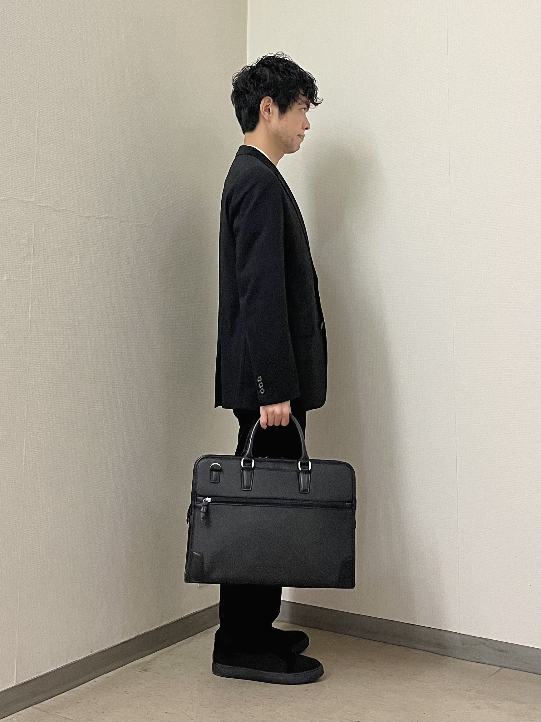 URAさんの「TAKEO KIKUCHI｜【BOWLER HAT LABEL】CARREMANツイルジャージ　ジャケット」を使ったコーディネート