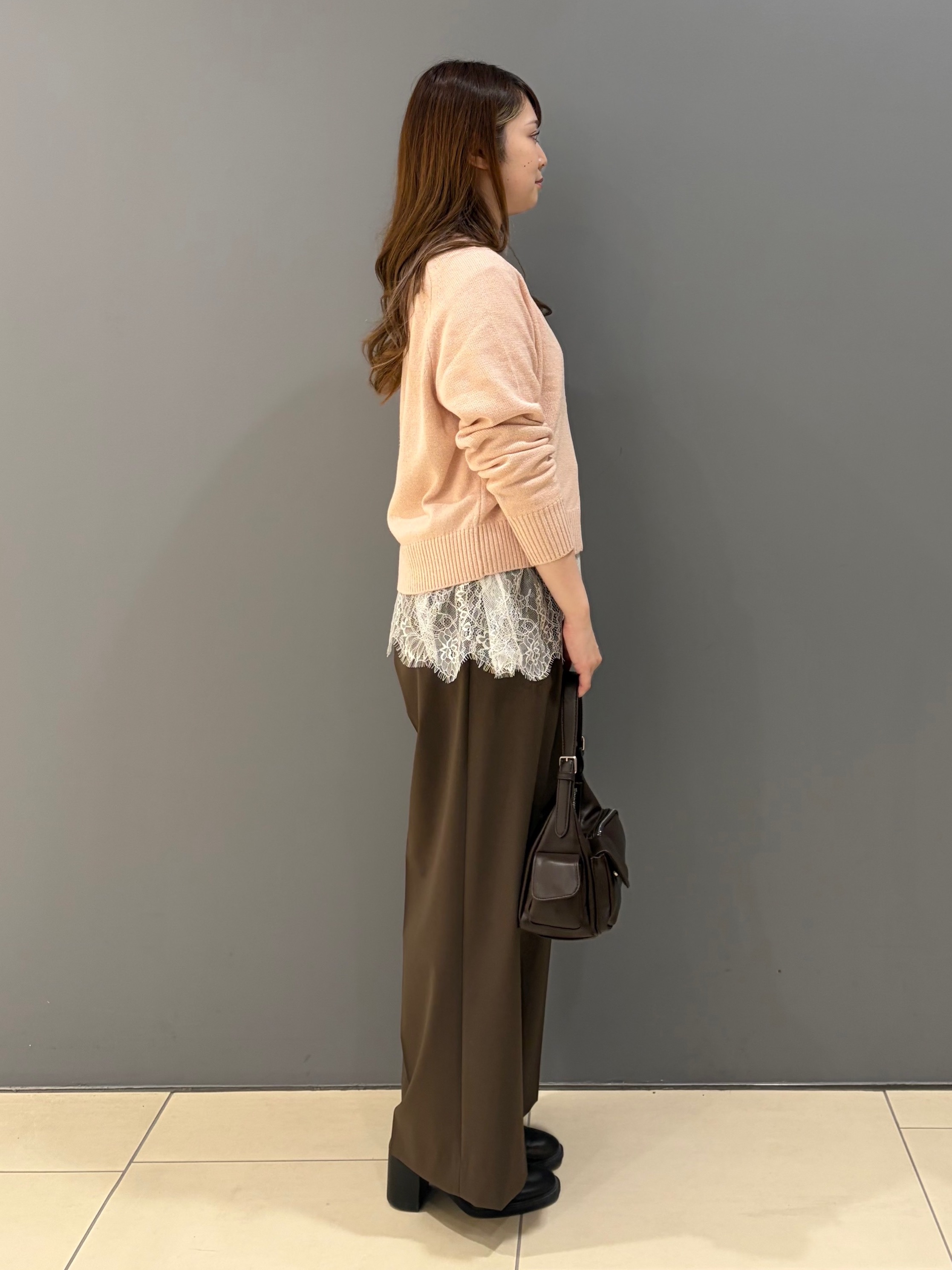 miさんの「UNTITLED｜レースドッキングプルオーバー」を使ったコーディネート