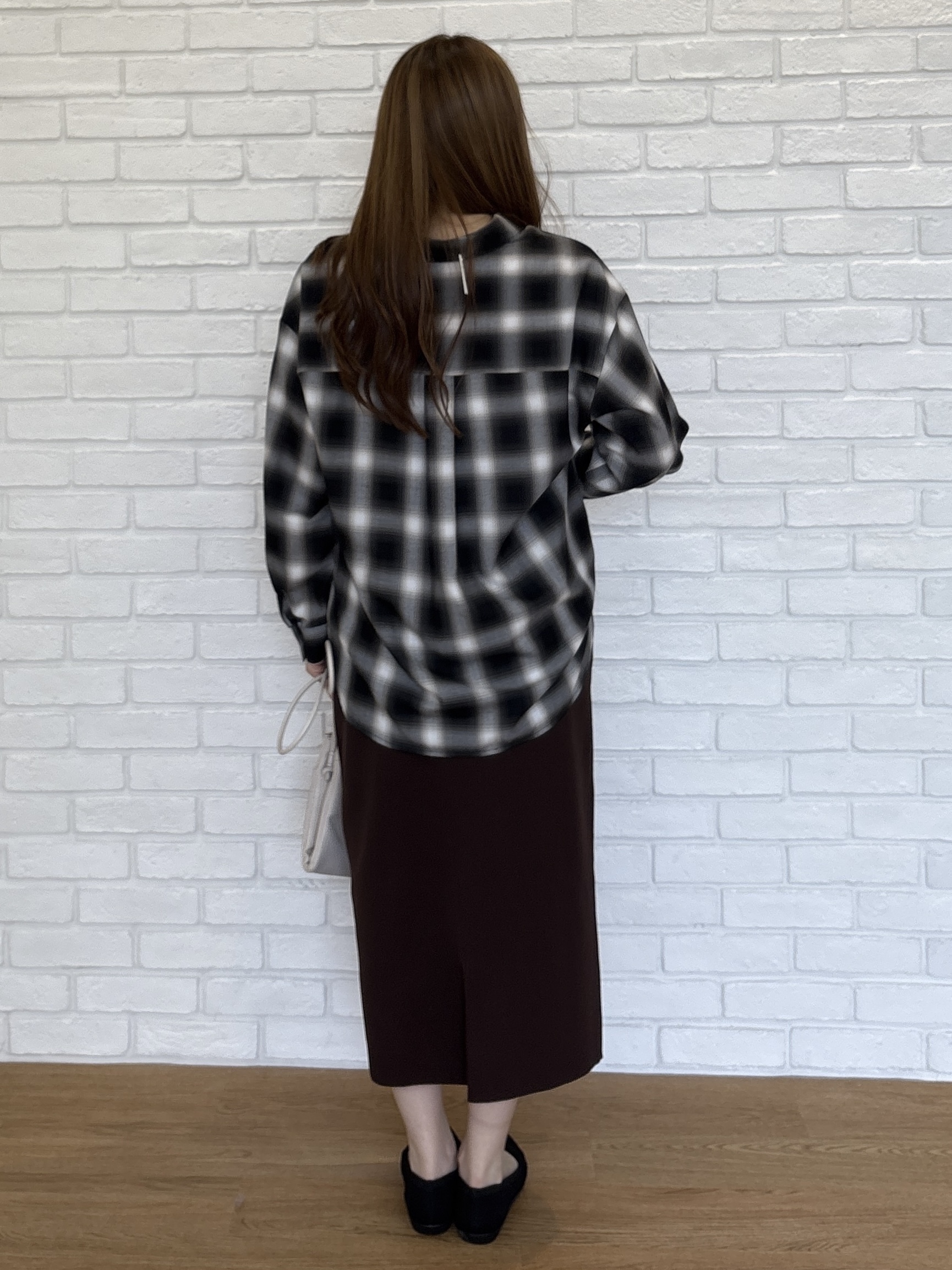 sayaさんの「SHOO･LA･RUE｜【洗濯後しわになりにくい/S-LL】気分で選ぶ 大人のデイリー使いに ベーシックシャツ」を使ったコーディネート
