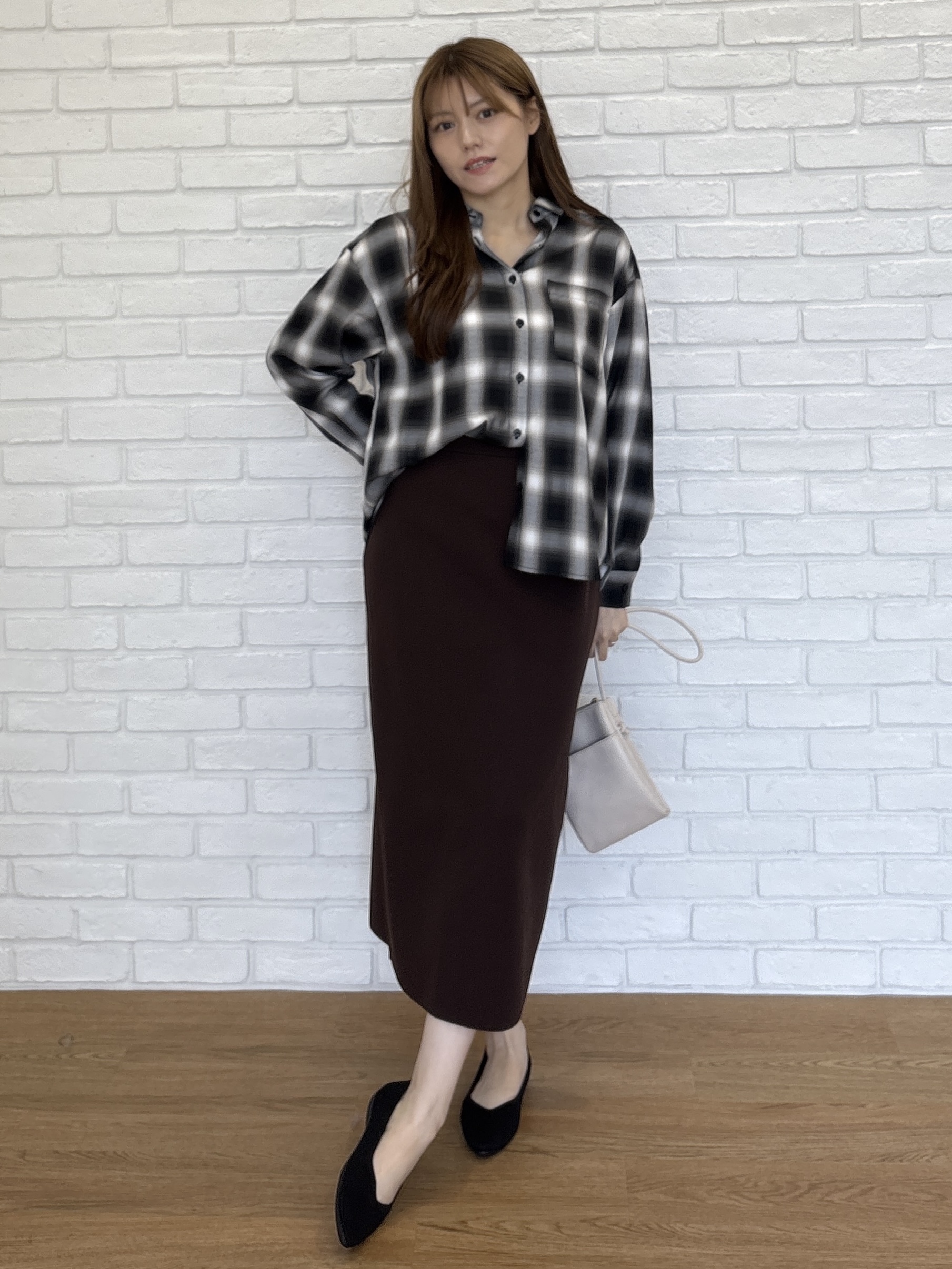 sayaさんの「SHOO･LA･RUE｜【洗濯後しわになりにくい/S-LL】気分で選ぶ 大人のデイリー使いに ベーシックシャツ」を使ったコーディネート