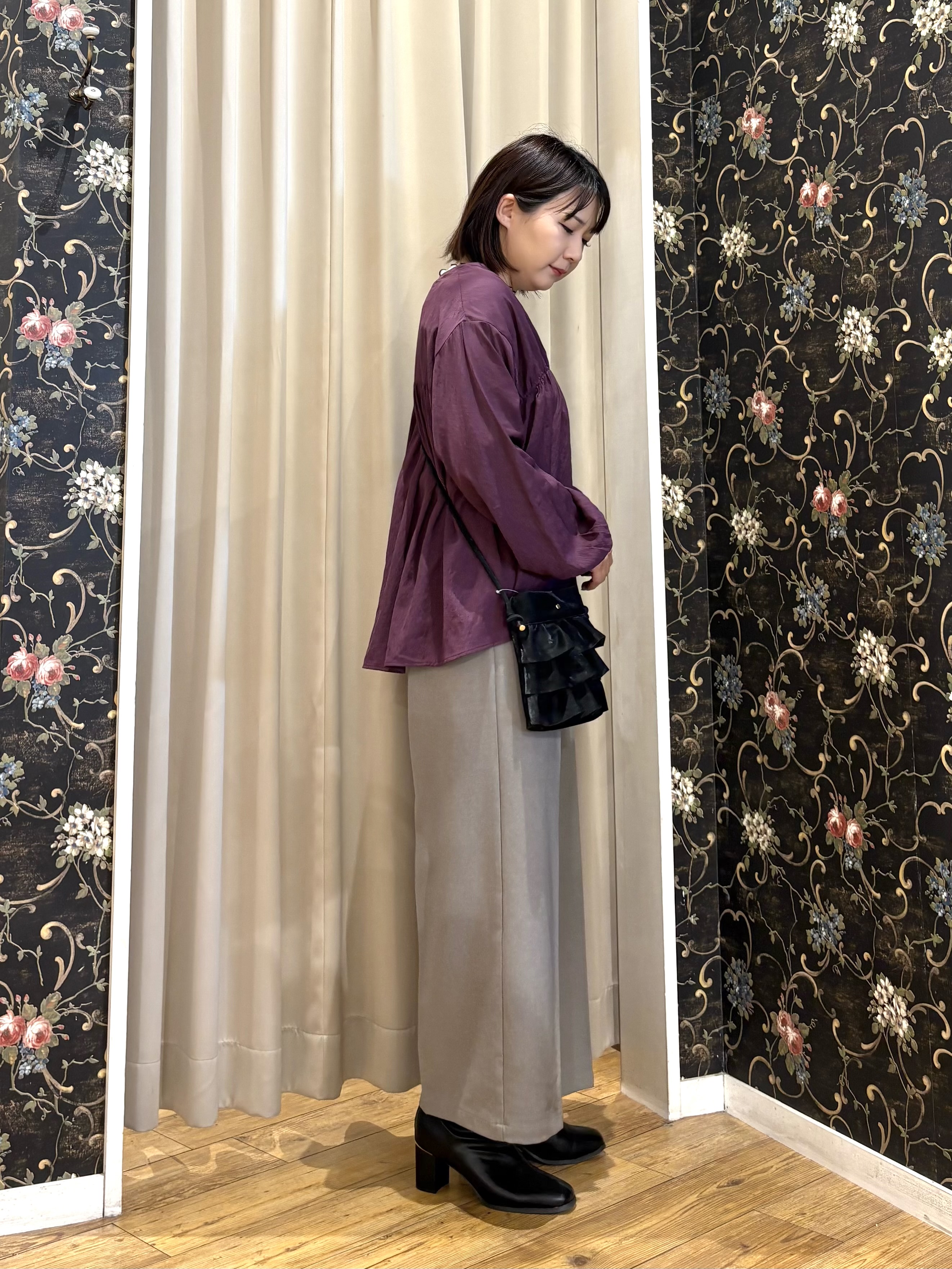 ネリさんの「SHOO･LA･RUE｜【S-LL/洗濯機可】着痩せシルエット シャーリングシャツカーディガン」を使ったコーディネート