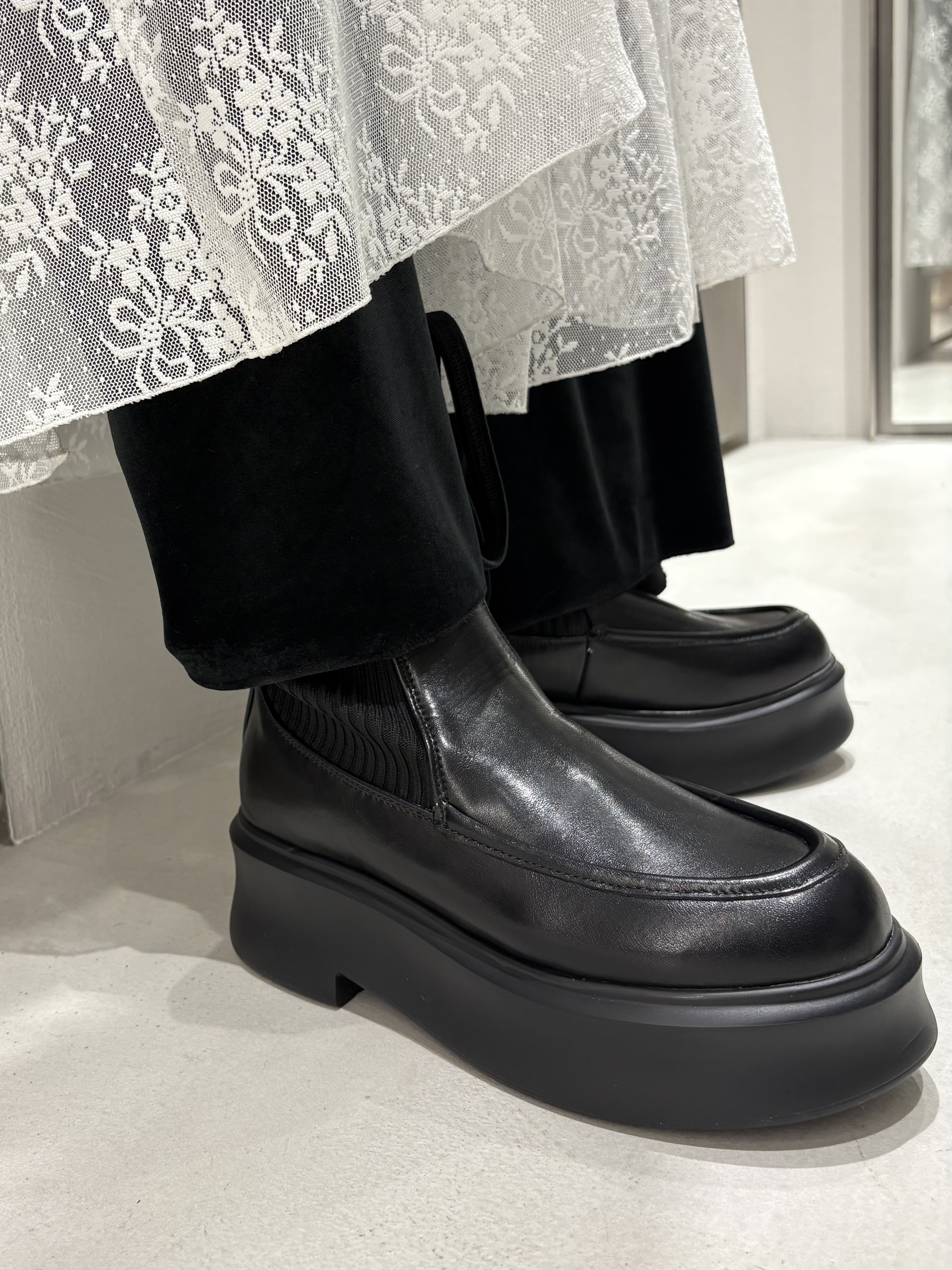 iwamiさんの「CODE A｜UKI UKI＊CODE A｜veil lace dress」を使ったコーディネート