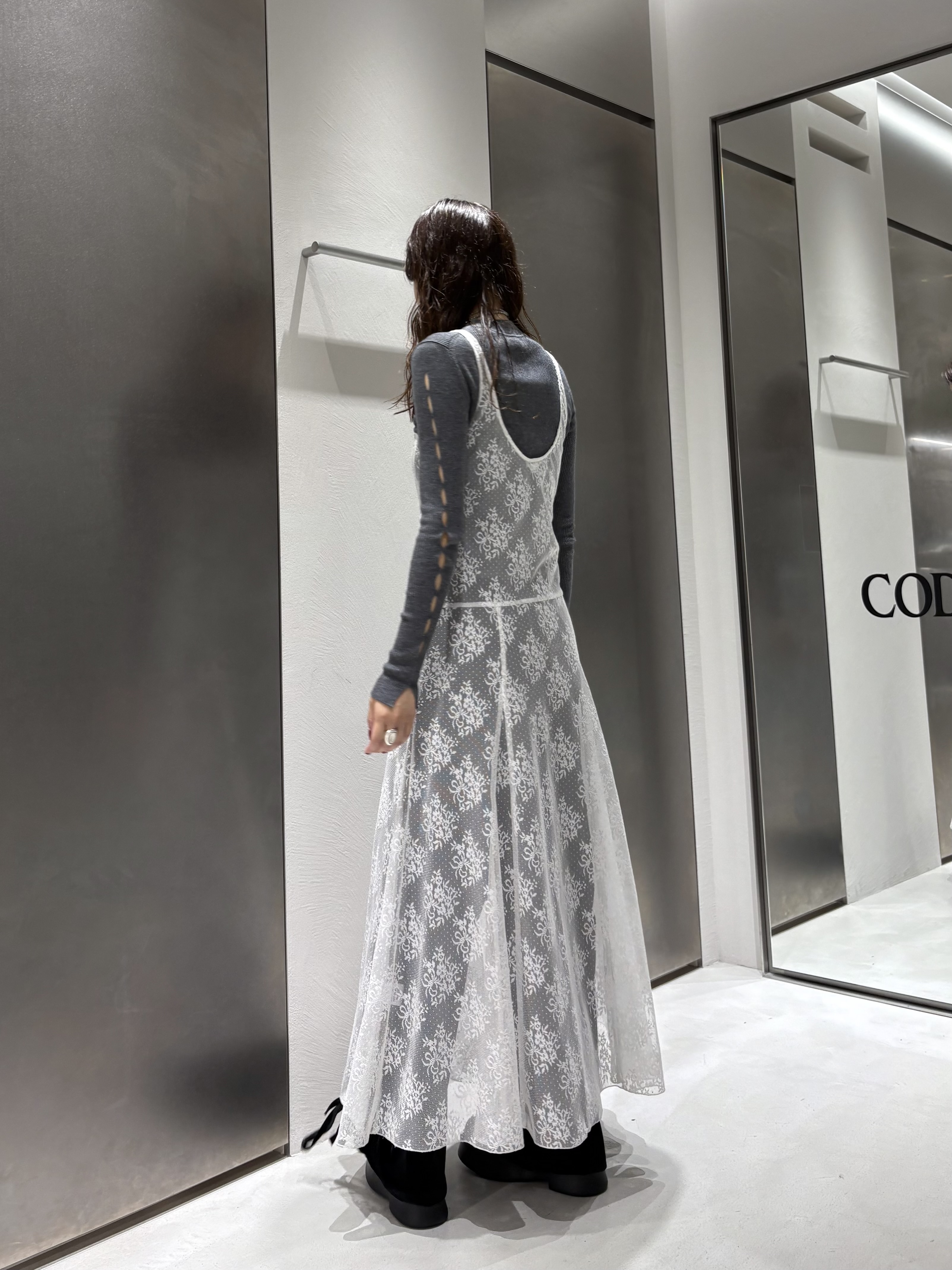 iwamiさんの「CODE A｜UKI UKI＊CODE A｜veil lace dress」を使ったコーディネート