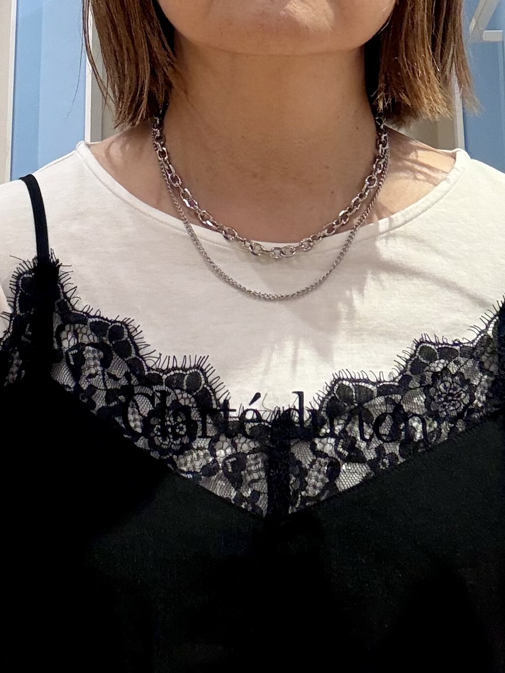 yuさんの「SHOO･LA･RUE｜【UV/S-LL/洗濯機可】大人上品 ロゴプリントロンT」を使ったコーディネート