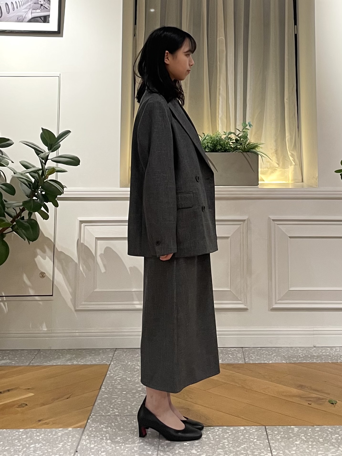 Lilyさんの「DRESSTERIOR｜シャークスキン ラフジャケット」を使ったコーディネート
