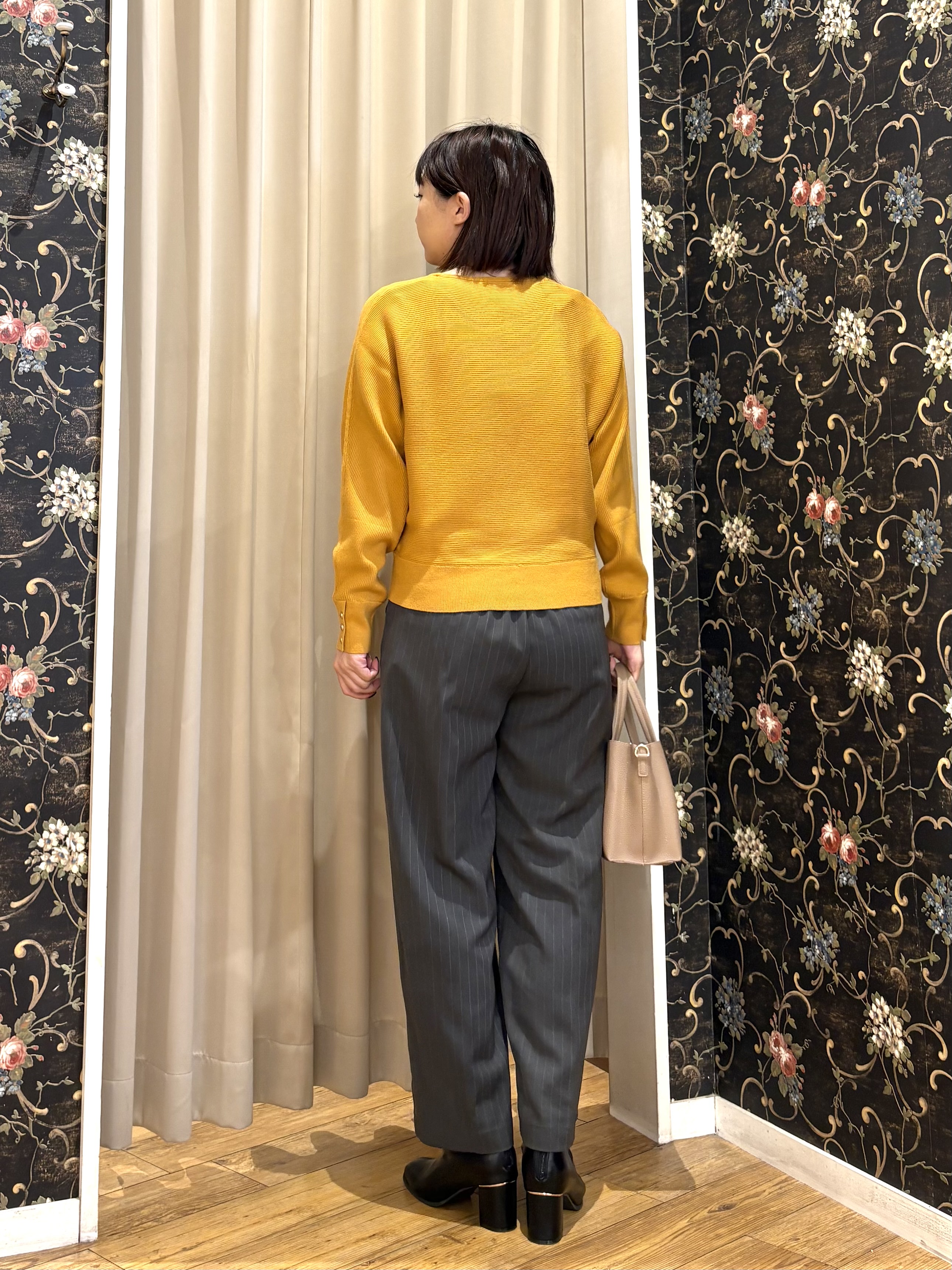 ネリさんの「SHOO･LA･RUE｜【洗濯機可/体型カバー】やわらかリブドルマンニット」を使ったコーディネート