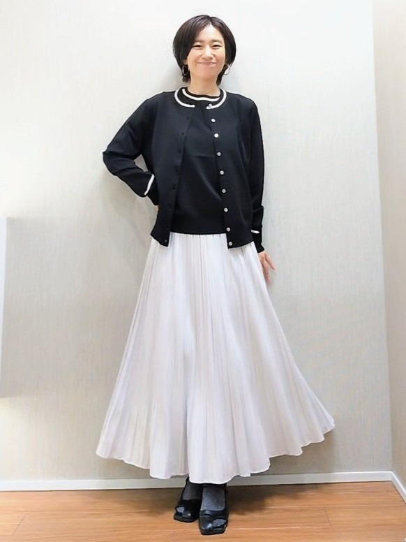 ミズタさんの「UNTITLED｜【アンサンブル可能/秋羽織り】コンパクトニットカーディガン」を使ったコーディネート