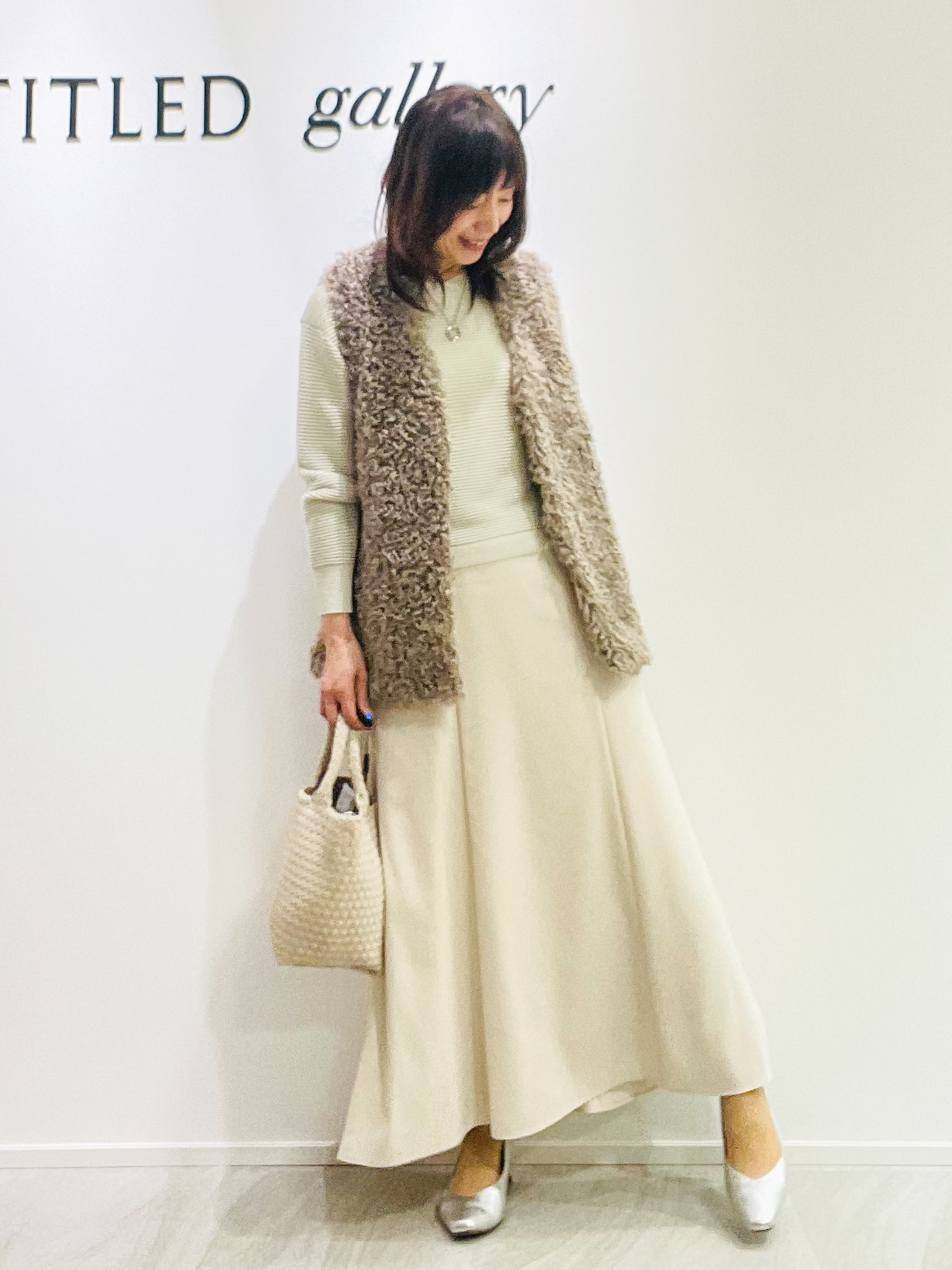 めいさんの「UNTITLED｜【ウール混／体型カバー】ラメガーター編み Vネックニット」を使ったコーディネート