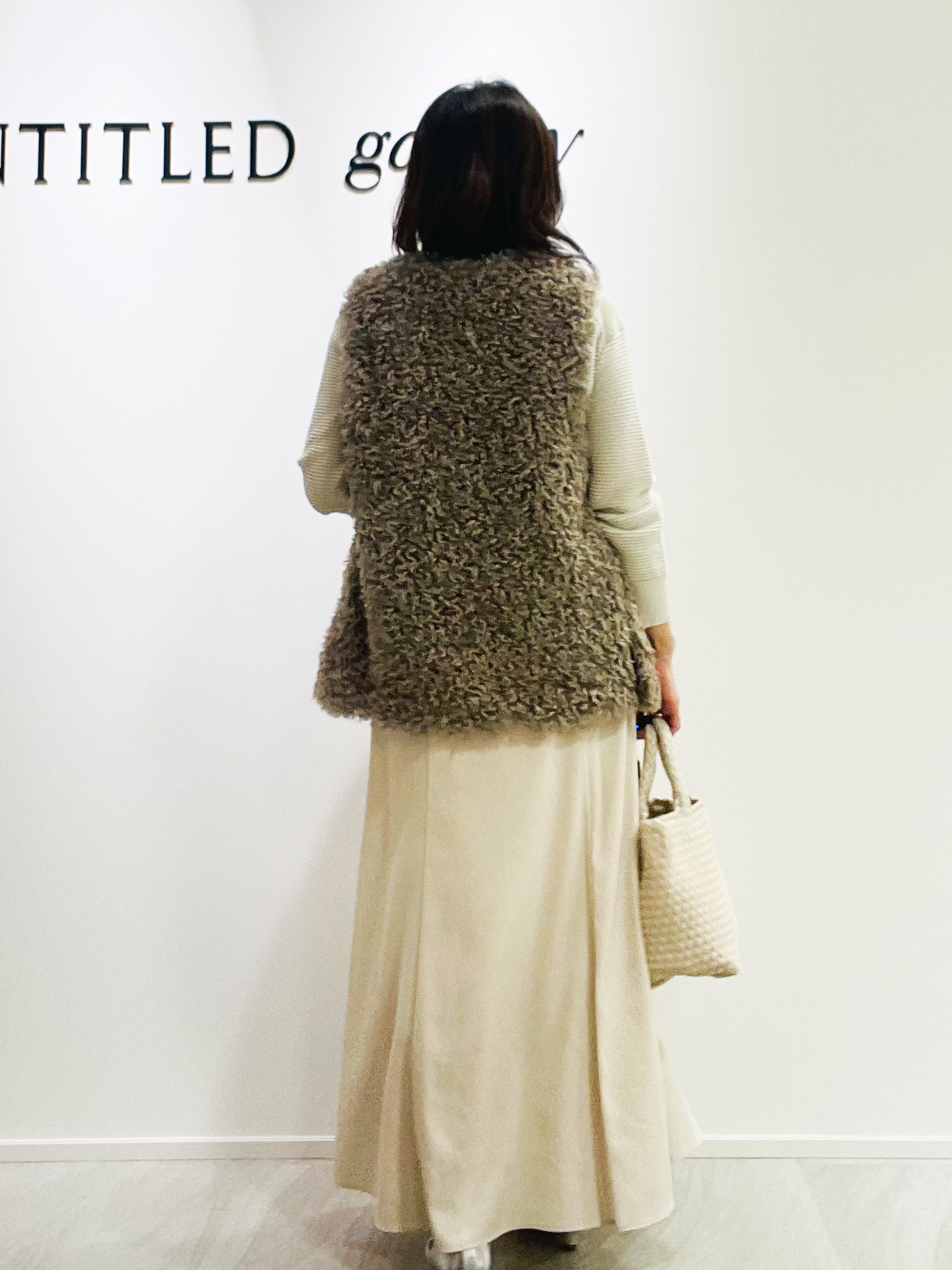 めいさんの「UNTITLED｜【ウール混／体型カバー】ラメガーター編み Vネックニット」を使ったコーディネート