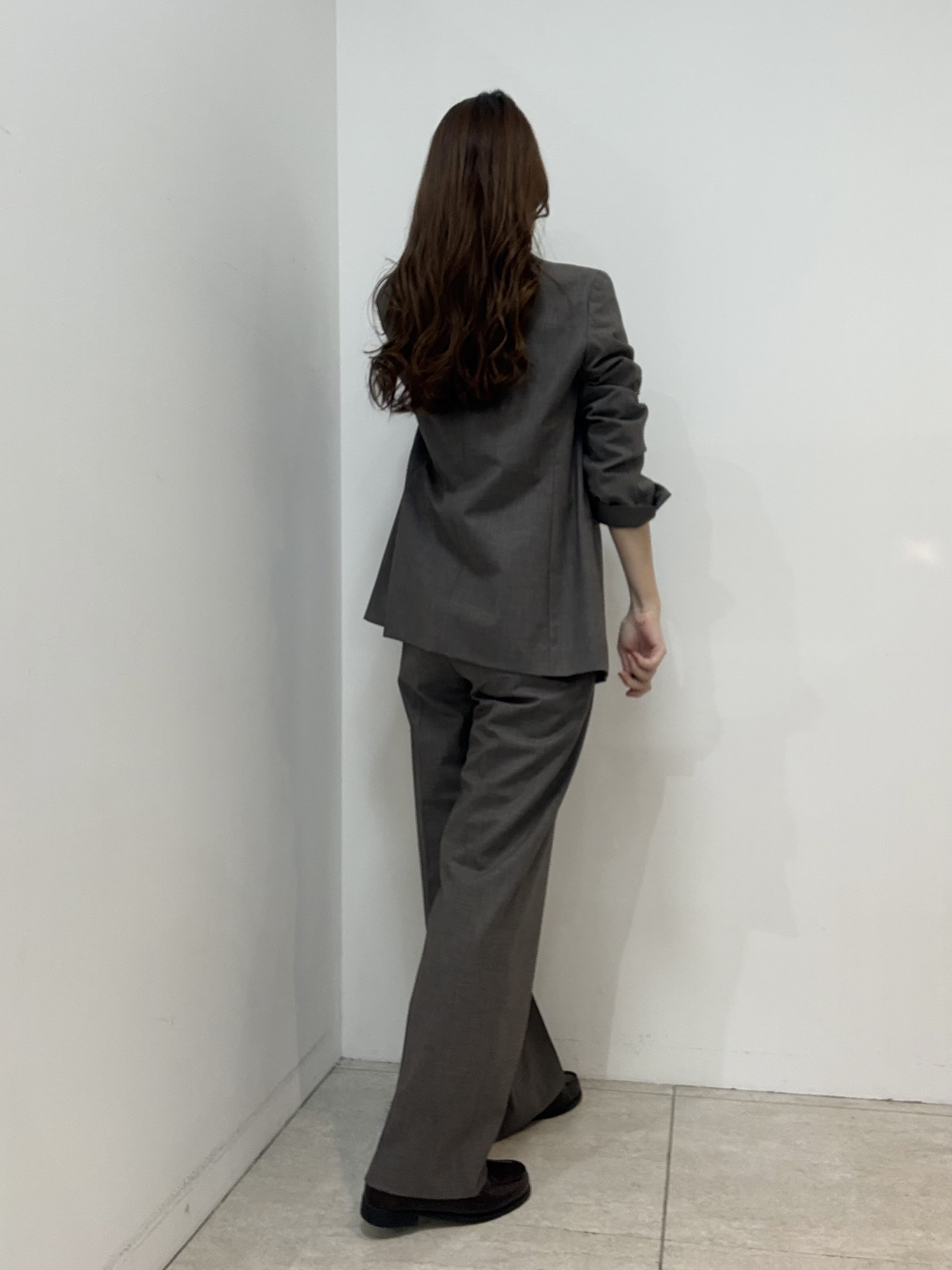 かなえさんの「UNTITLED｜【セットアップ可/秋羽織り/お仕事スーツ】ウールブレンドダブルジャケット」を使ったコーディネート
