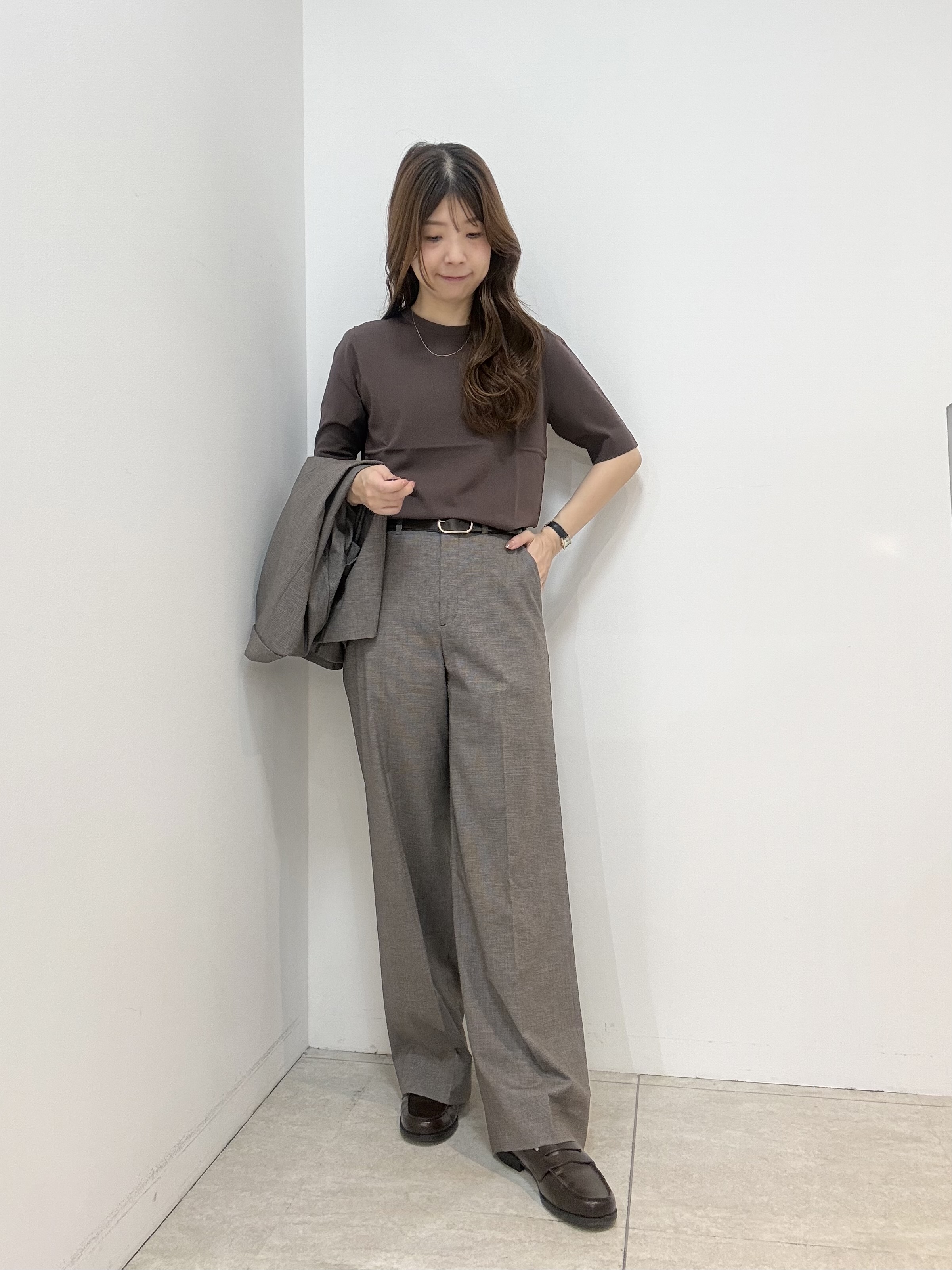 かなえさんの「UNTITLED｜【セットアップ可/秋羽織り/お仕事スーツ】ウールブレンドダブルジャケット」を使ったコーディネート
