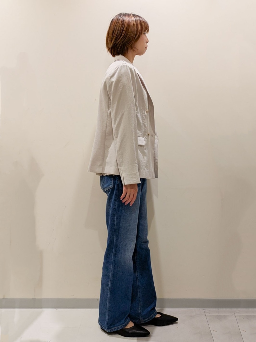 juriさんの「index｜《再入荷》ダブルブレストテーラードジャケット【接触冷感／吸水速乾／イージーアイロン／防シワ／洗濯機O」を使ったコーディネート