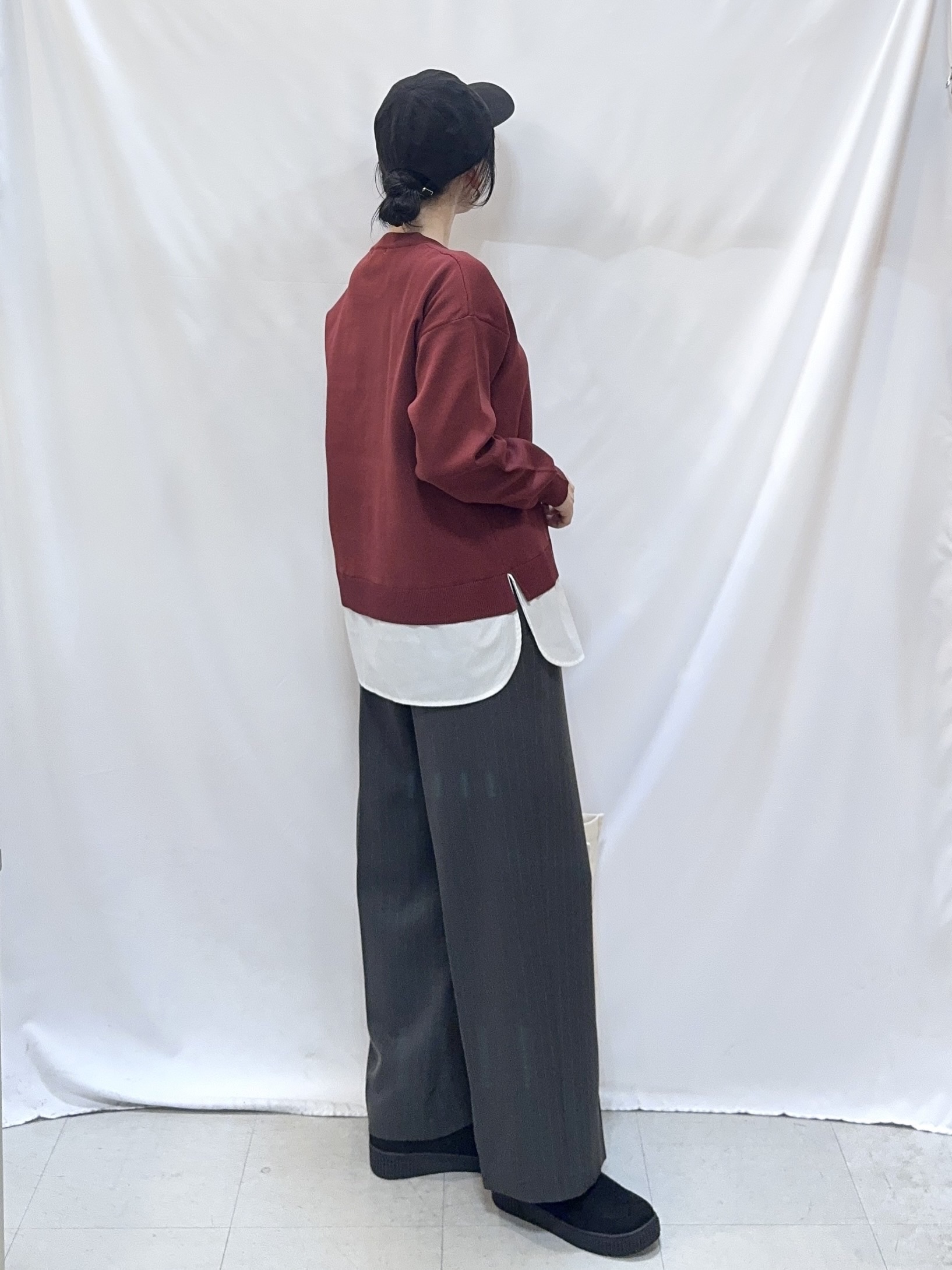 𝐇𝐢𝐫𝐨𝐦𝐢さんの「SHOO･LA･RUE｜【S-LL】着るだけできまる シャツレイヤード風 スポンディッシュニット」を使ったコーディネート