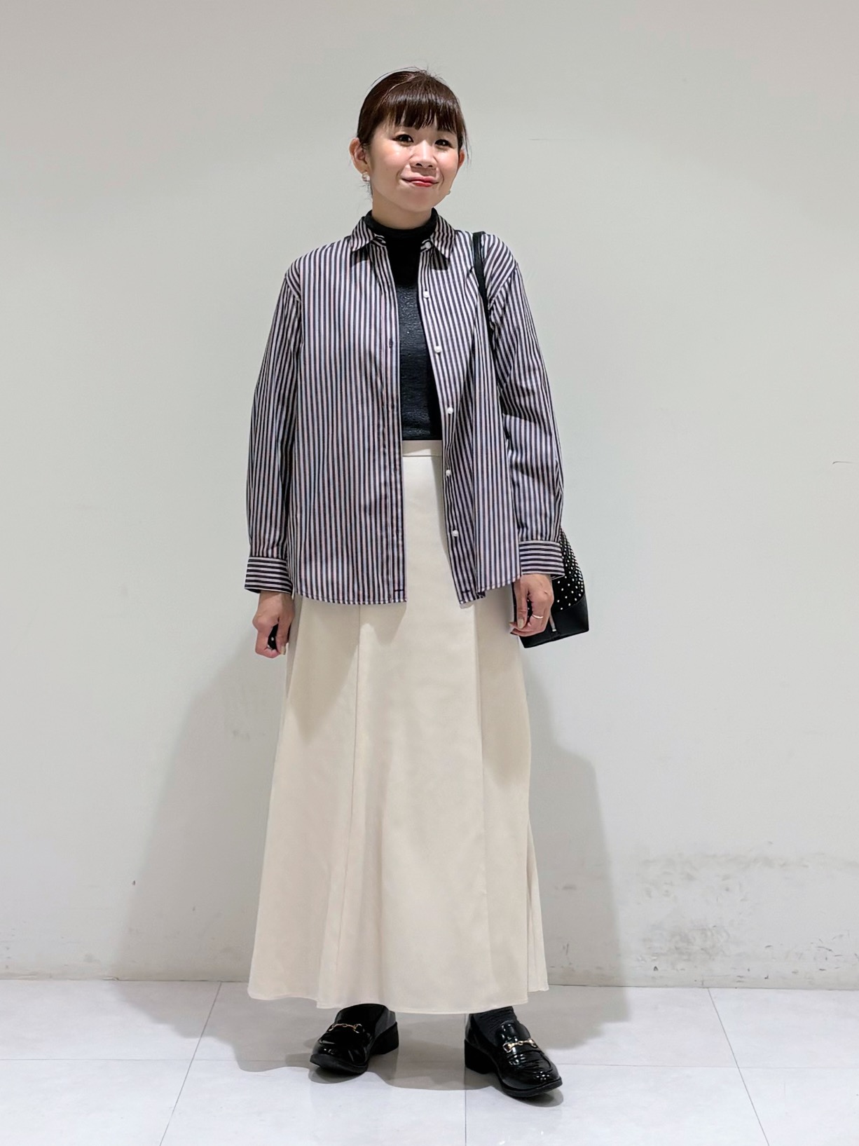 tsuyuさんの「INDIVI｜【2WAY／ストライプ柄】ベーシックシャツ」を使ったコーディネート