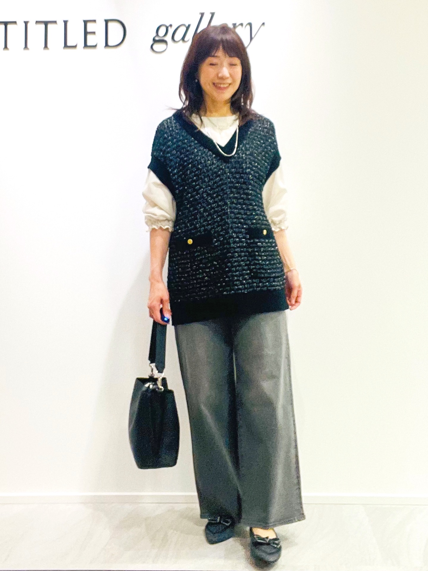 めいさんの「UNTITLED｜タックデザイン ラグランスリーブブラウス」を使ったコーディネート