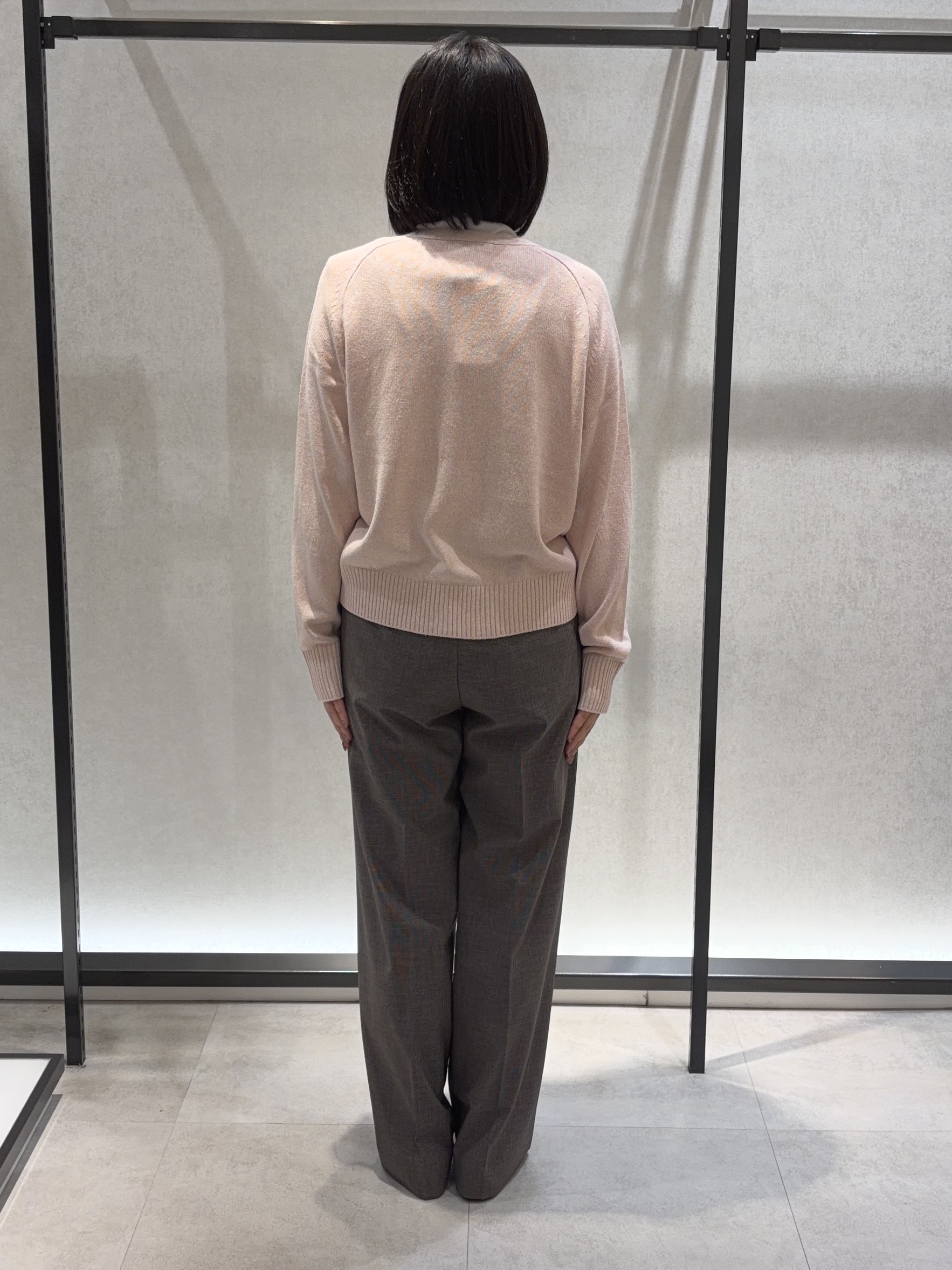 わたなべさんの「UNTITLED｜【アンサンブル可/秋羽織り】杢調ジップカーディガン」を使ったコーディネート