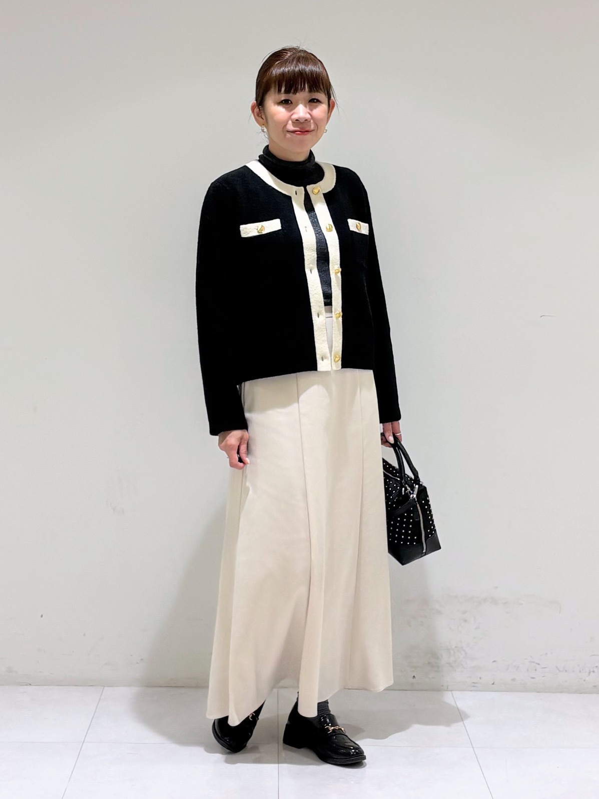 tsuyuさんの「INDIVI｜【軽やか】ブークレニットジャケット」を使ったコーディネート