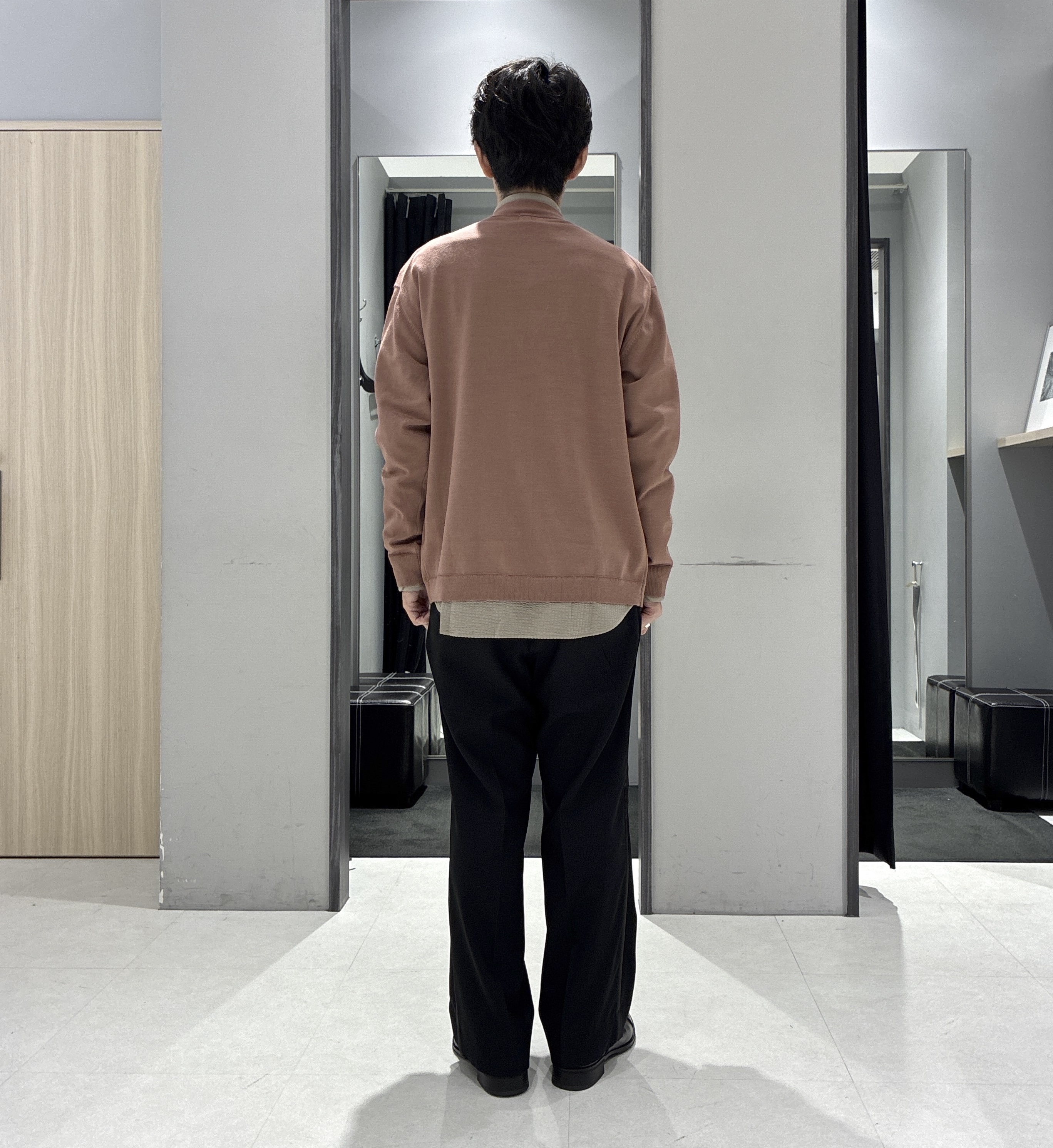 わいずみさんの「TAKEO KIKUCHI｜アンチピリング ニット カーディガン」を使ったコーディネート