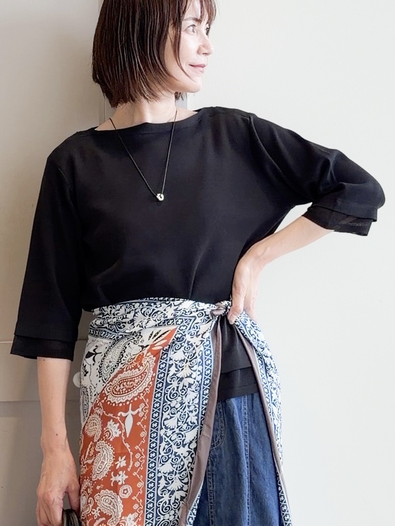 yamakoさんの「grove｜【人気シリーズに新型登場】袖口シアーやわらかドライタッチニット」を使ったコーディネート