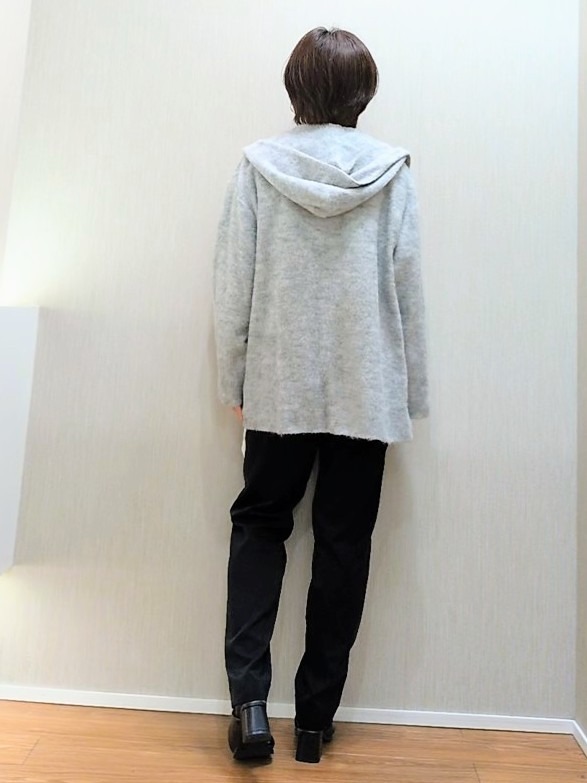 ミズタさんの「UNTITLED｜【軽アウター/秋羽織り】シャギーフーディ―カーディガン」を使ったコーディネート