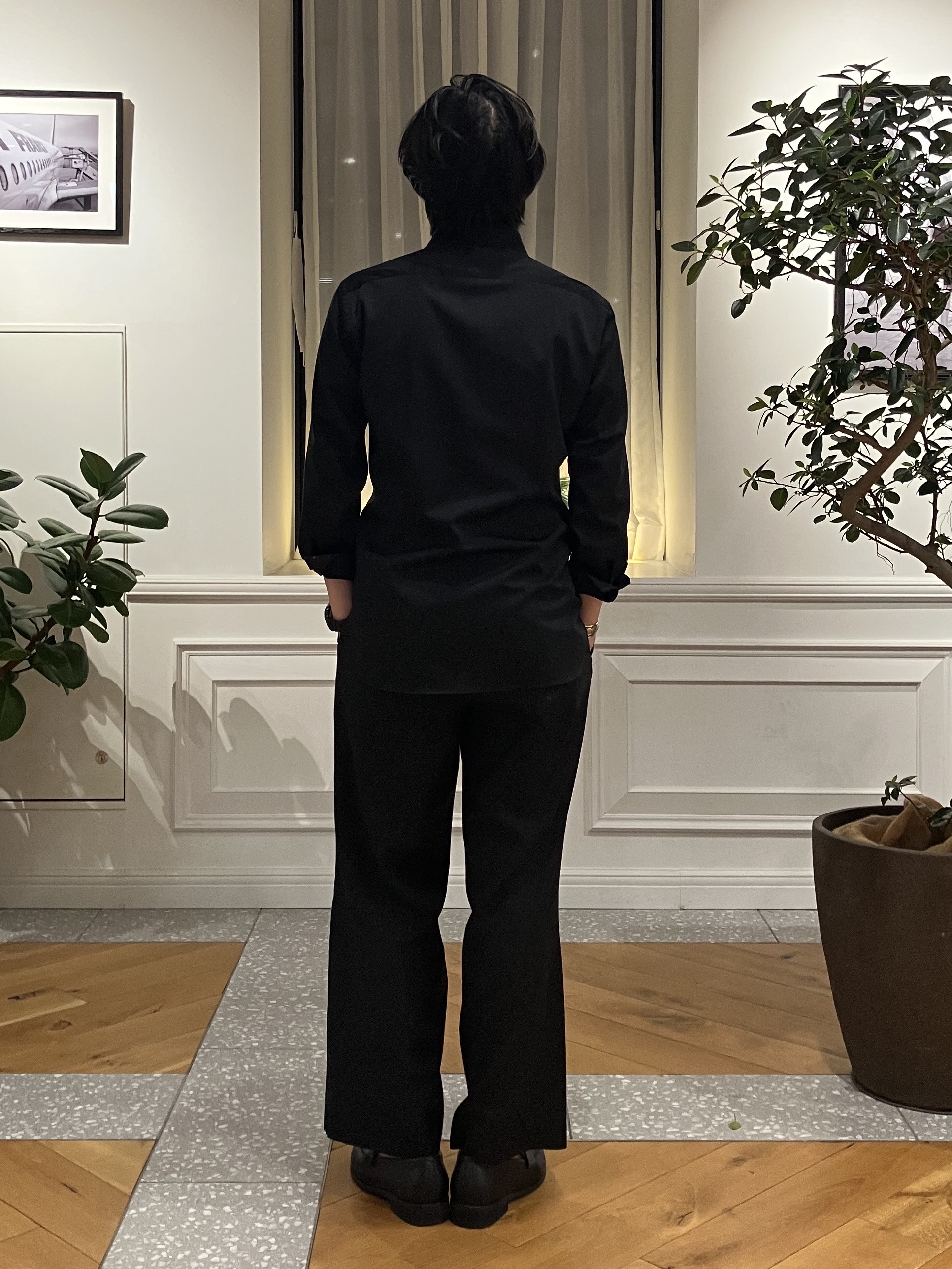 junyaさんの「DRESSTERIOR｜【日本製】マイクロヤーン ブラック ドレスシャツ」を使ったコーディネート