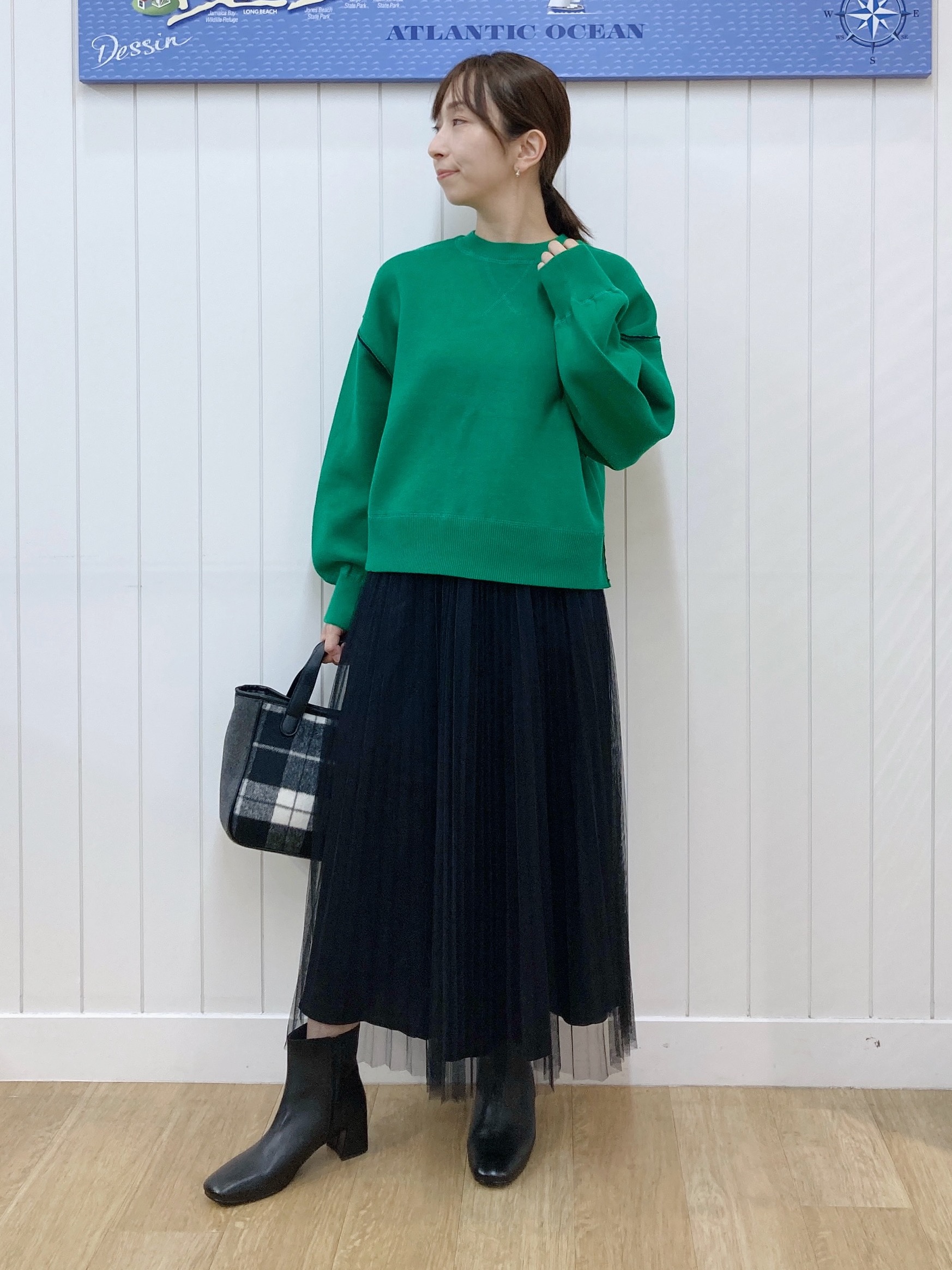 yoshiさんの「Dessin｜【2WAY/洗濯機OK/XS-L】配色リバーシブル コットンジャカード クルーネックニット」を使ったコーディネート