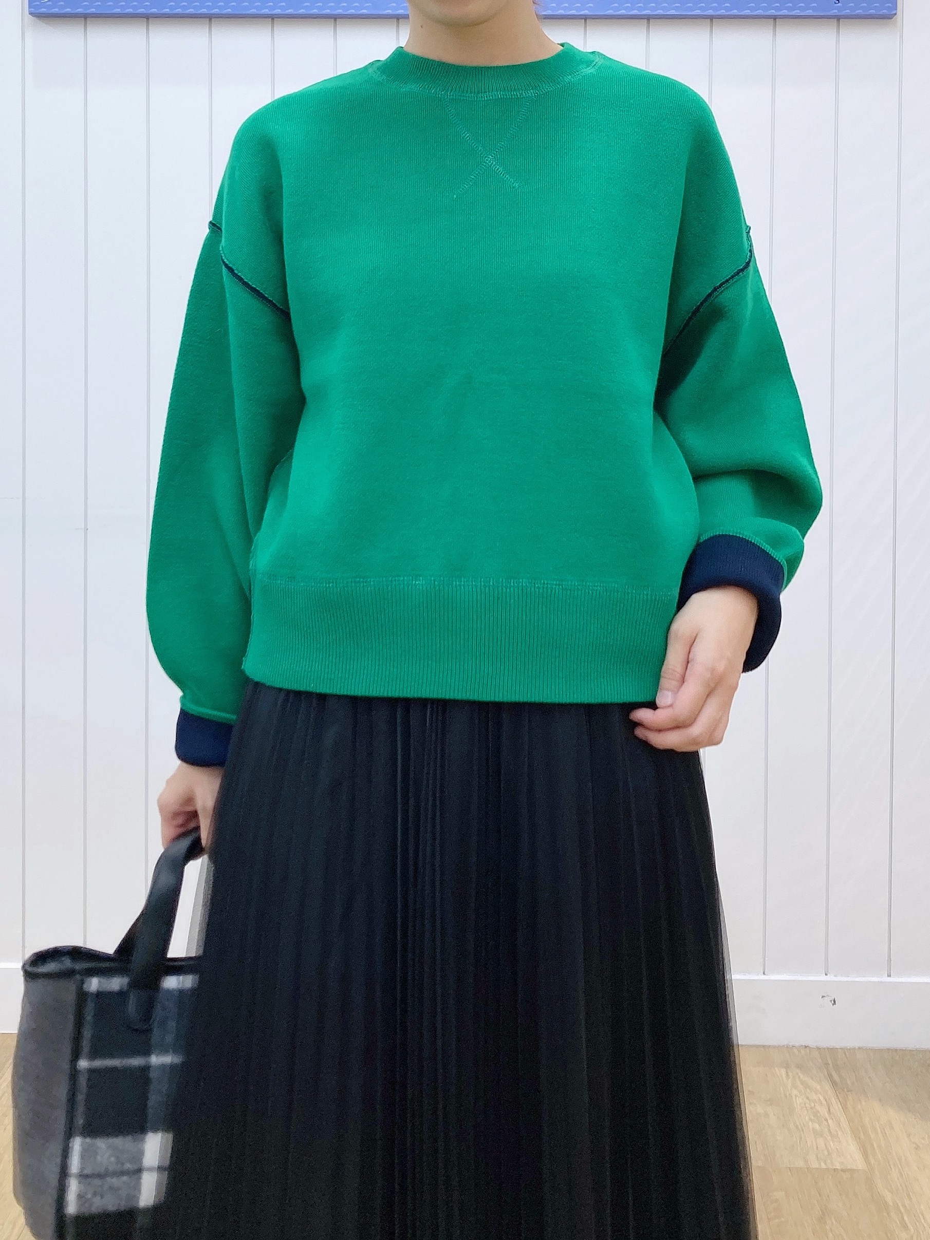yoshiさんの「Dessin｜【2WAY/洗濯機OK/XS-L】配色リバーシブル コットンジャカード クルーネックニット」を使ったコーディネート