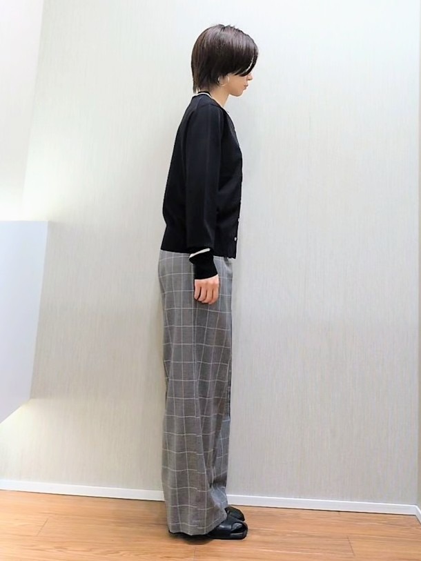 ミズタさんの「UNTITLED｜【アンサンブル可能/秋羽織り】コンパクトニットカーディガン」を使ったコーディネート
