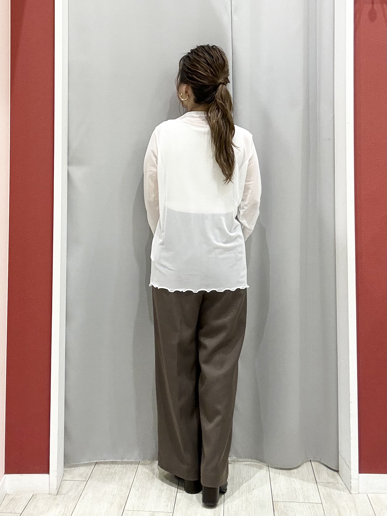 shioさんの「SHOO･LA･RUE｜【S-LL/洗濯機可】インせず即こなれる 裾バルーンシャツ」を使ったコーディネート