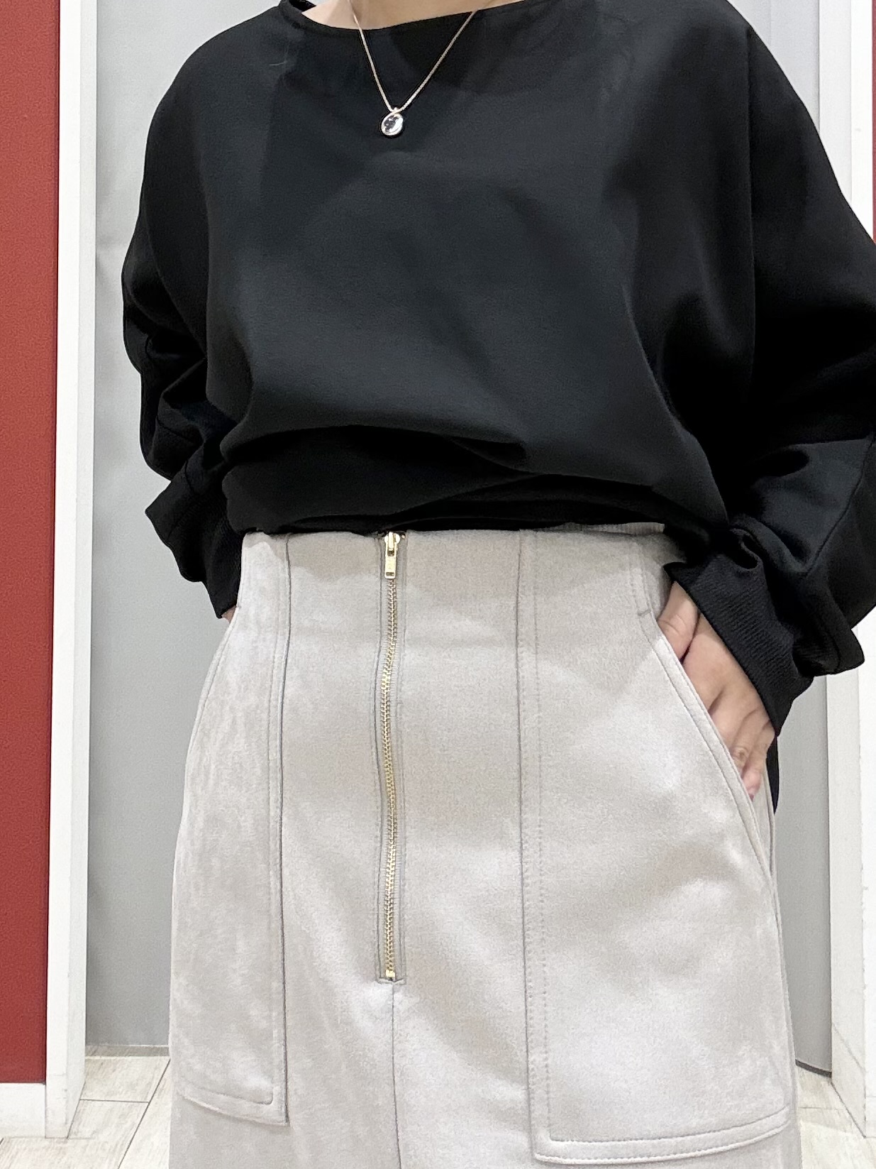 shioさんの「SHOO･LA･RUE｜【着丈選べる/洗濯後しわになりにくい】インせず着られる ドルマンブラウス」を使ったコーディネート