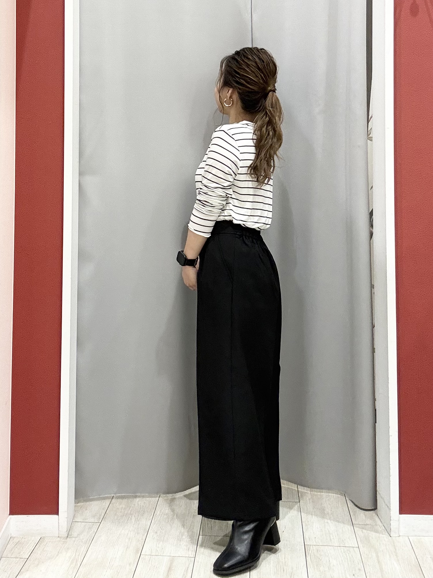 shioさんの「SHOO･LA･RUE｜【S-LL/撥水】ゴールドパーツで女性らしく ギャザーブルゾン」を使ったコーディネート