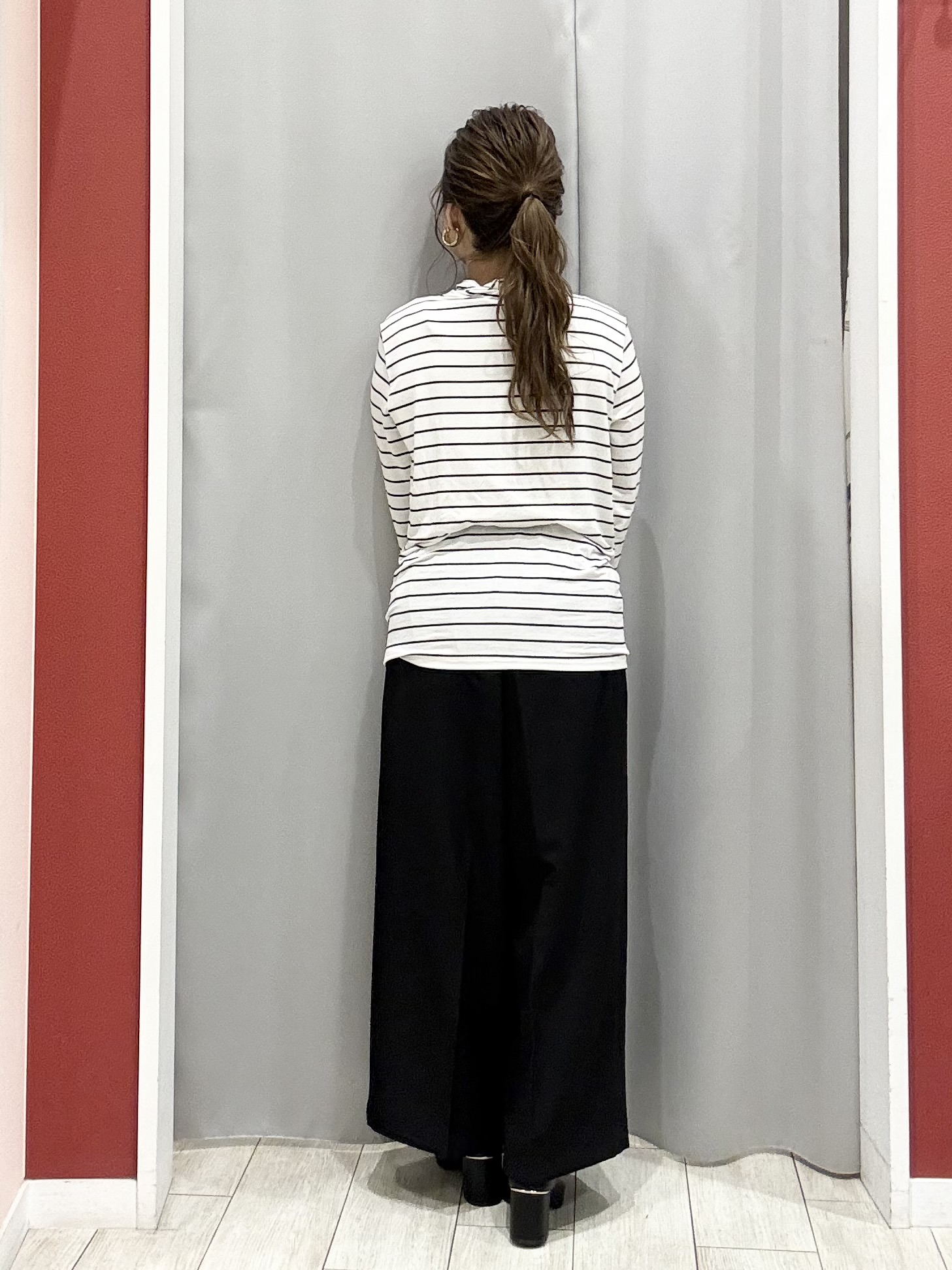 shioさんの「SHOO･LA･RUE｜【S-LL/撥水】ゴールドパーツで女性らしく ギャザーブルゾン」を使ったコーディネート