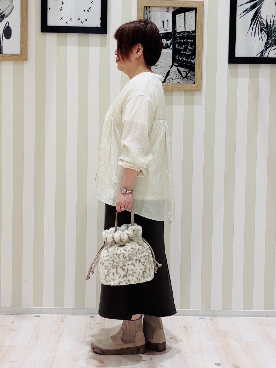 ma_miさんの「SHOO･LA･RUE｜【S-LL/洗濯機可】着痩せシルエット シャーリングシャツカーディガン」を使ったコーディネート