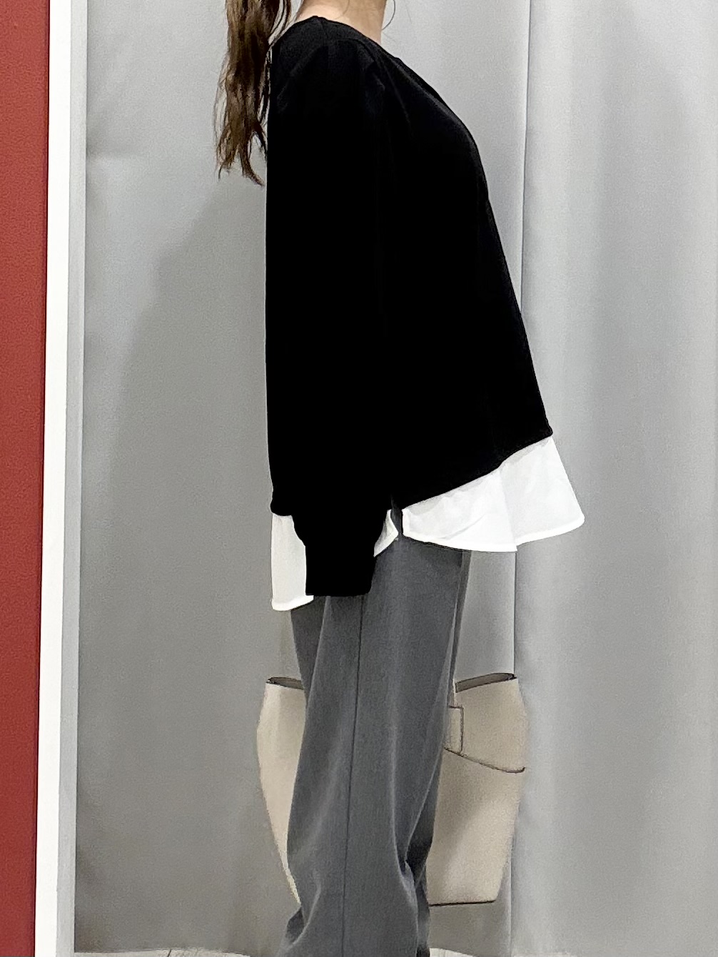 shioさんの「SHOO･LA･RUE｜【S-LL/洗濯機可】1枚で完成 アクセいらずのレイヤード風ブラウス」を使ったコーディネート