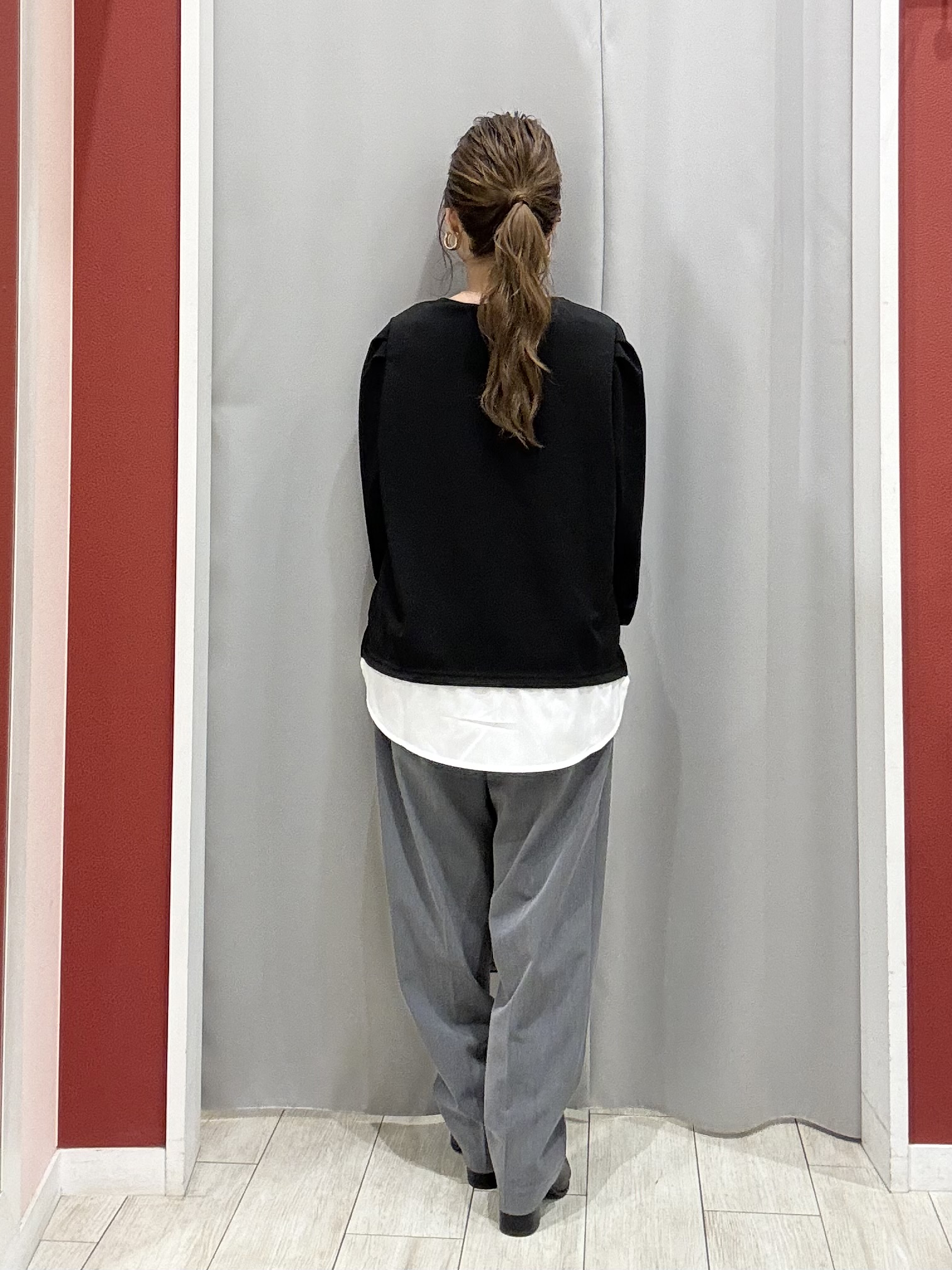 shioさんの「SHOO･LA･RUE｜【S-LL/洗濯機可】1枚で完成 アクセいらずのレイヤード風ブラウス」を使ったコーディネート