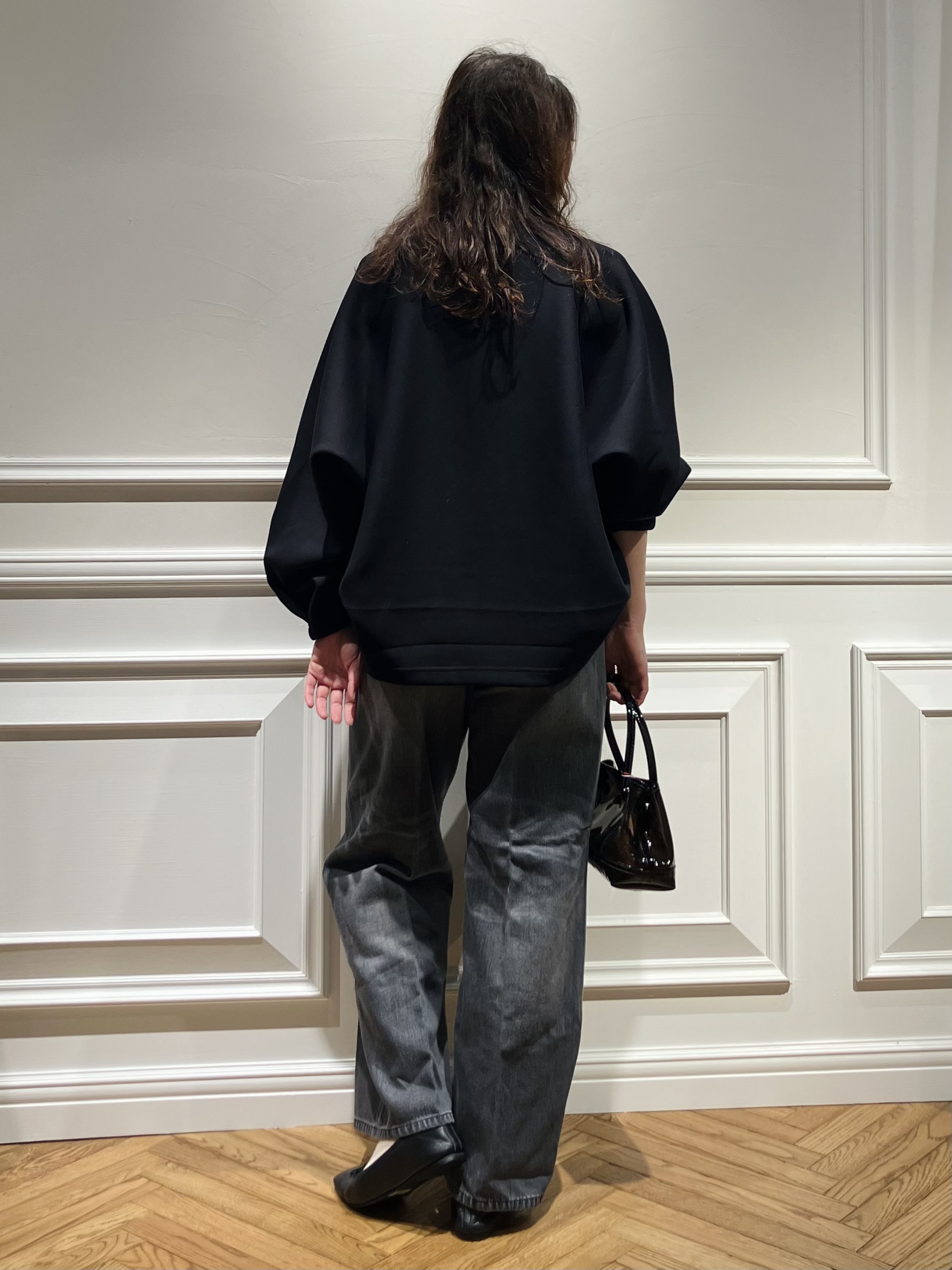 TSUKUIさんの「DRESSTERIOR｜ヴィンテージ加工ワイドデニムパンツ」を使ったコーディネート