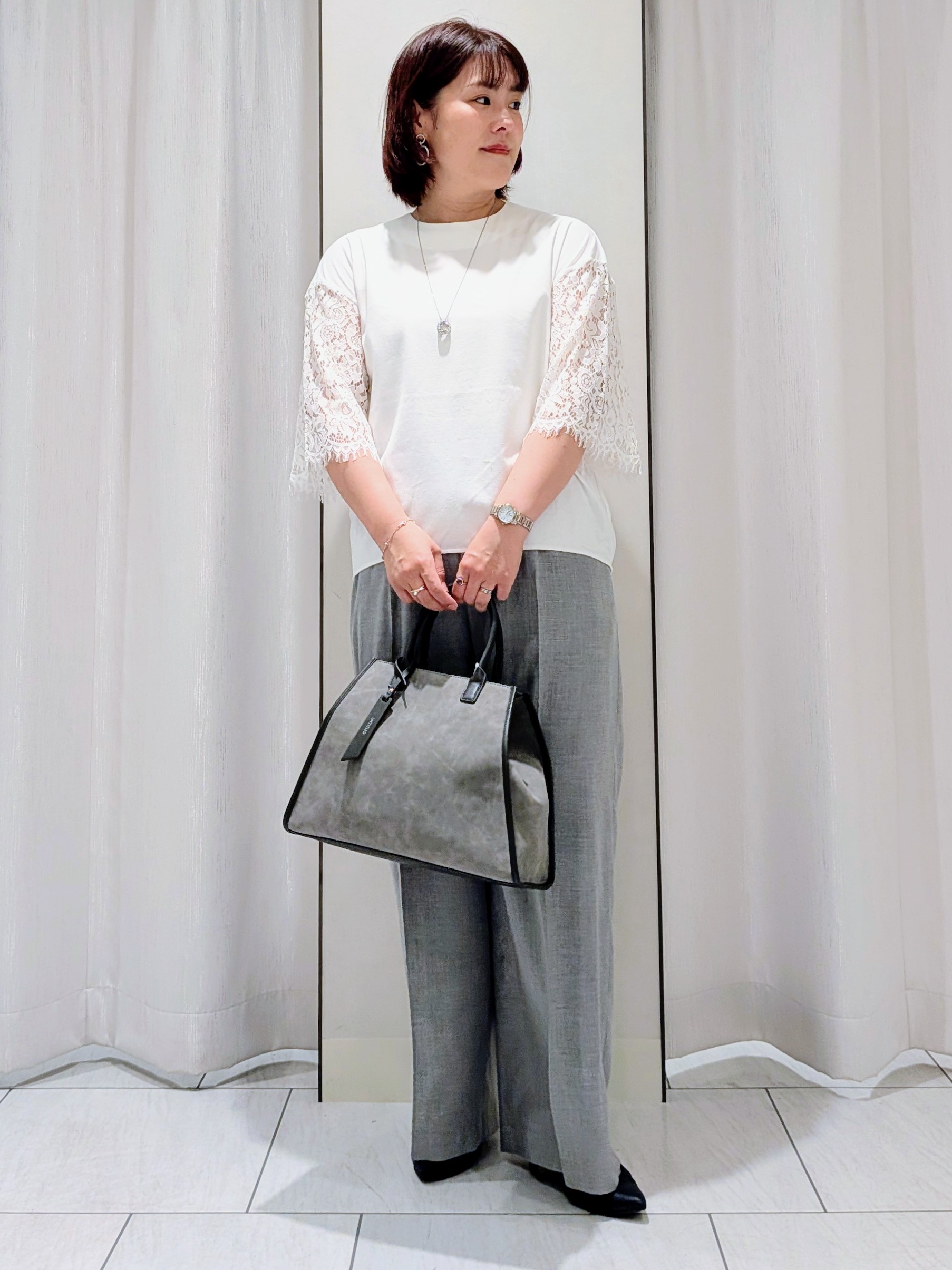 Onumaさんの「UNTITLED｜【秋映え/甘めTシャツ】袖レースプルオーバー」を使ったコーディネート