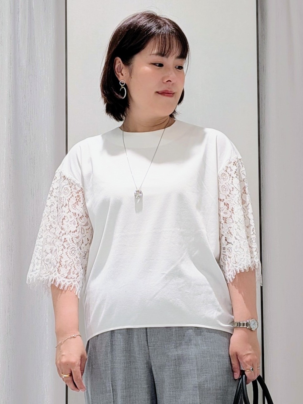Onumaさんの「UNTITLED｜【秋映え/甘めTシャツ】袖レースプルオーバー」を使ったコーディネート