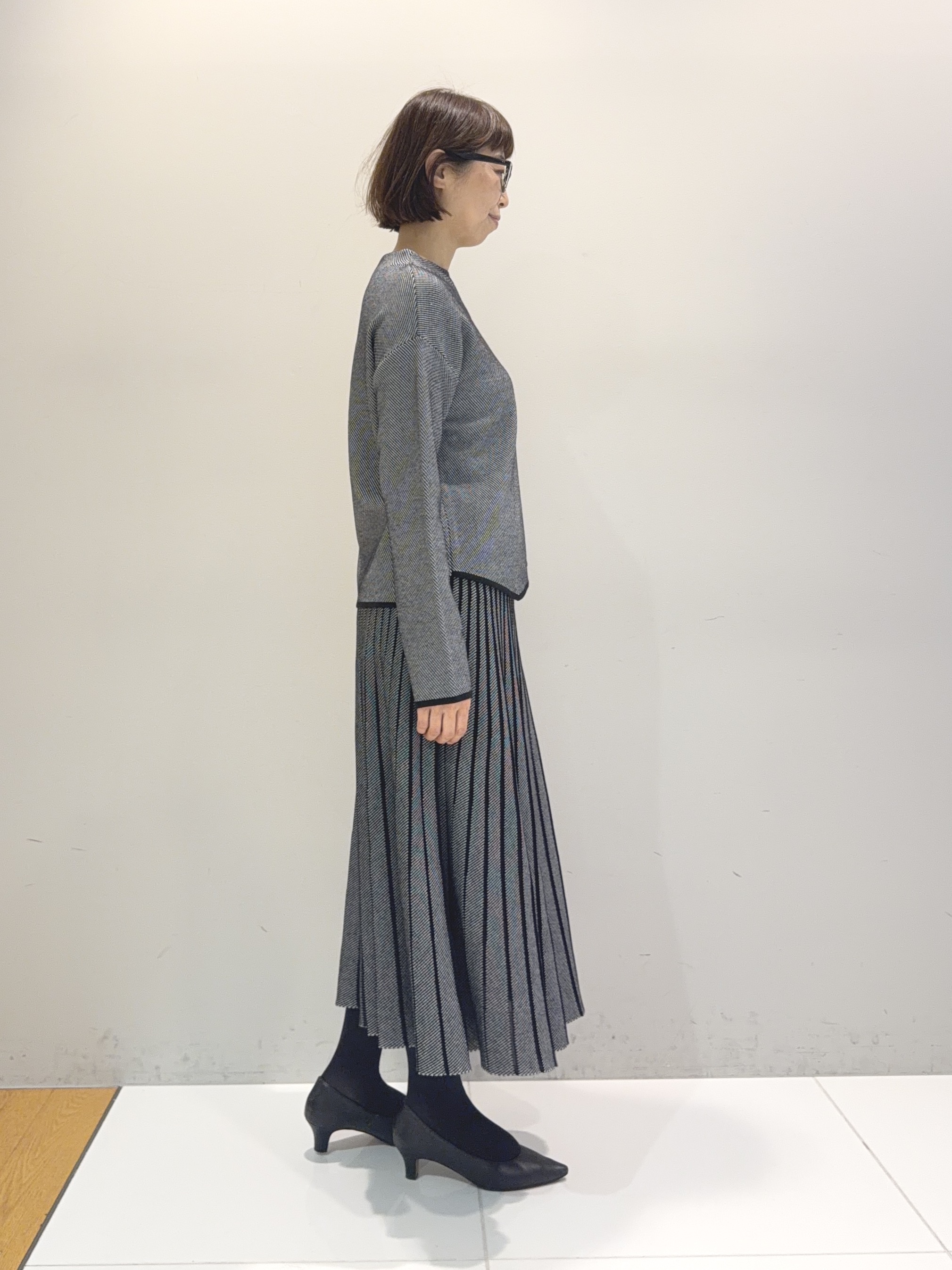 murayamaさんの「INDIVI｜【ラム革／美脚／通勤】レザーパンプス」を使ったコーディネート