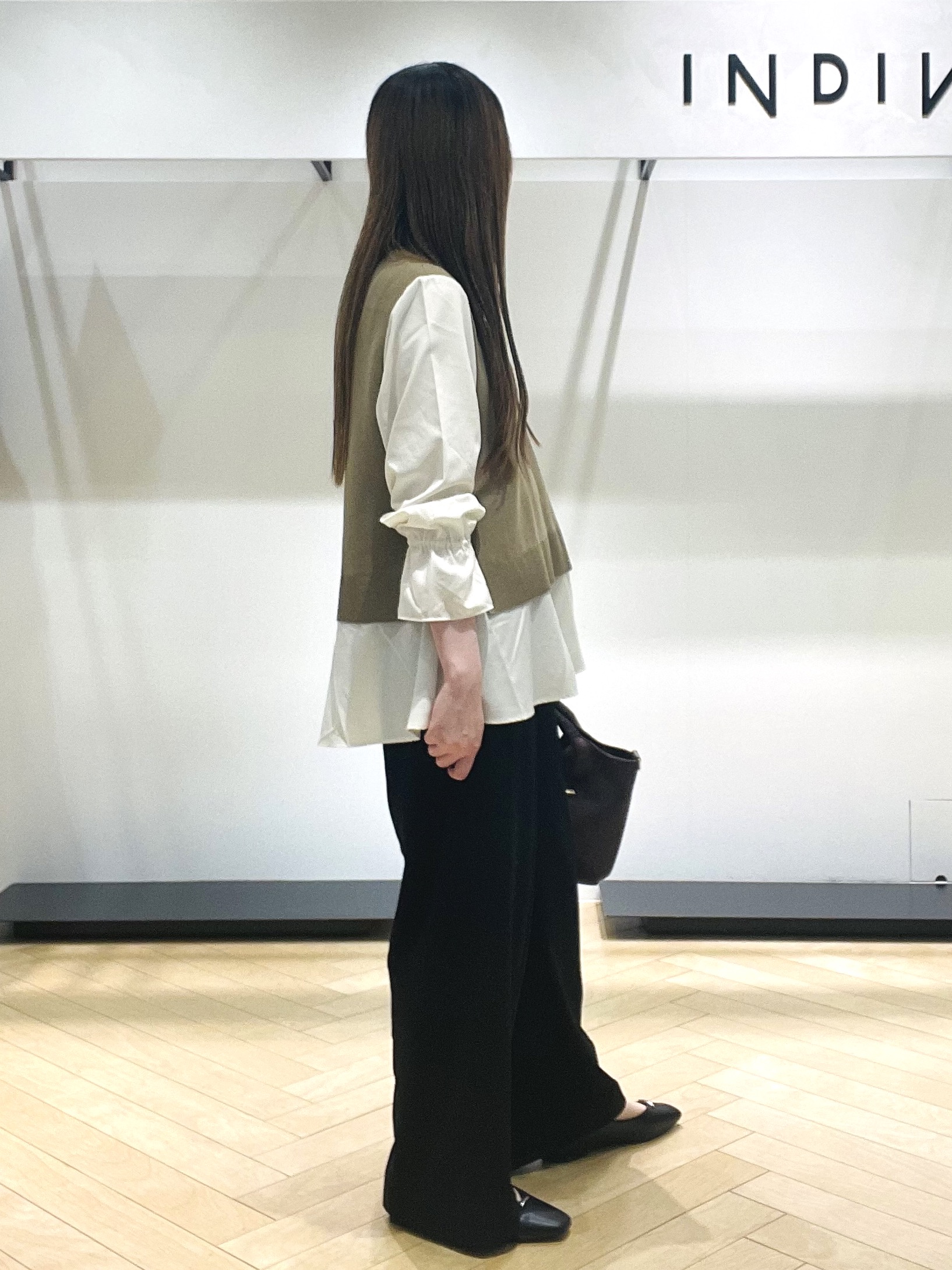 mさんの「INDIVI｜【洗える／1枚でコーデ完成】重ね着風ニットトップス」を使ったコーディネート