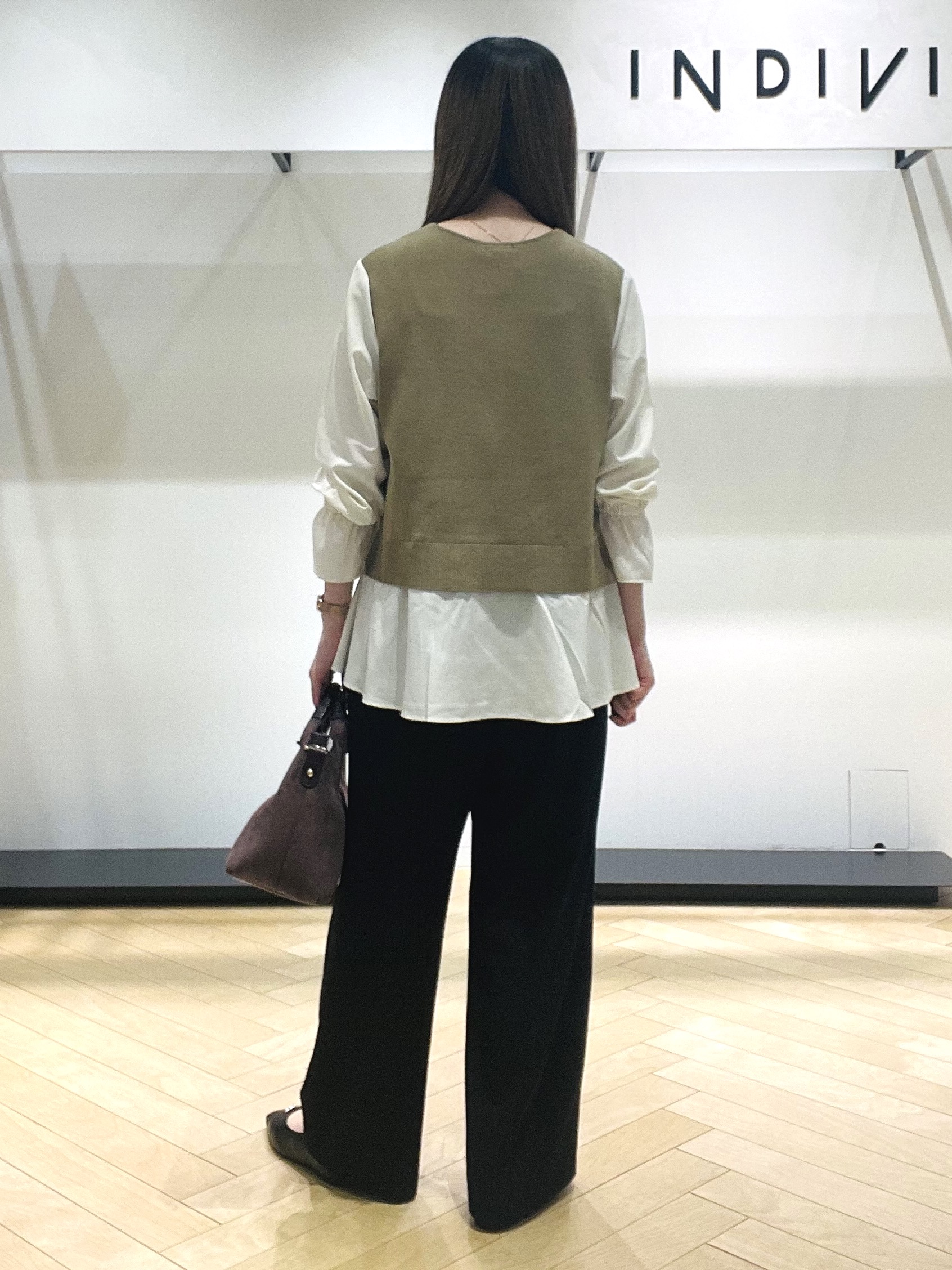 mさんの「INDIVI｜【洗える／1枚でコーデ完成】重ね着風ニットトップス」を使ったコーディネート