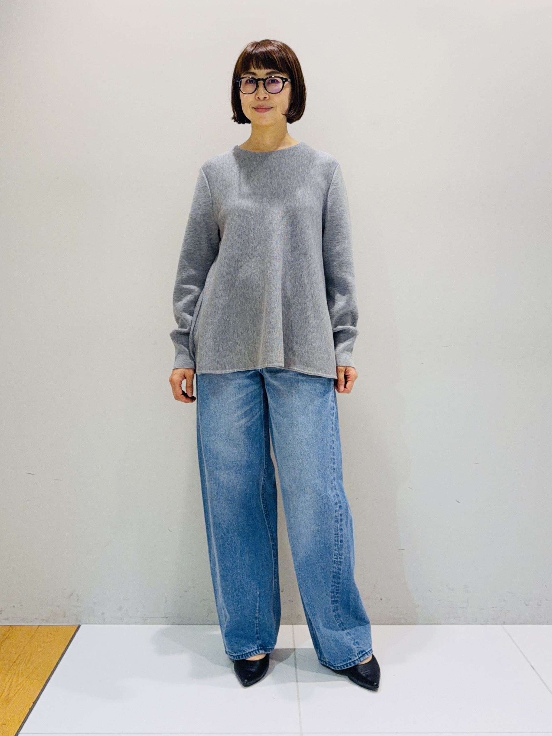 murayamaさんの「INDIVI｜【新作登場！】カーブシルエットデニム」を使ったコーディネート