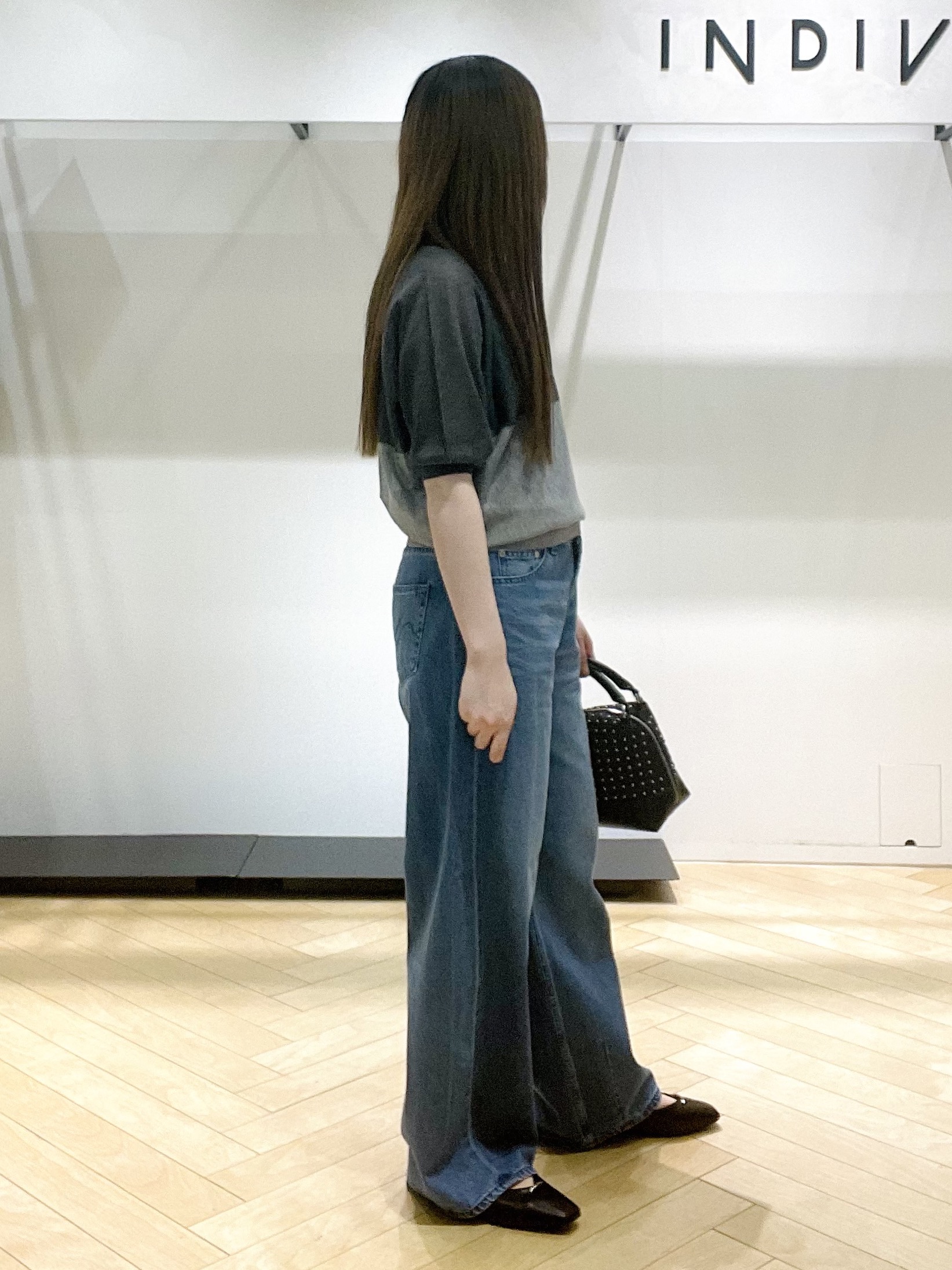 mさんの「INDIVI｜【体型カバー／洗える】シアードルマンニット」を使ったコーディネート