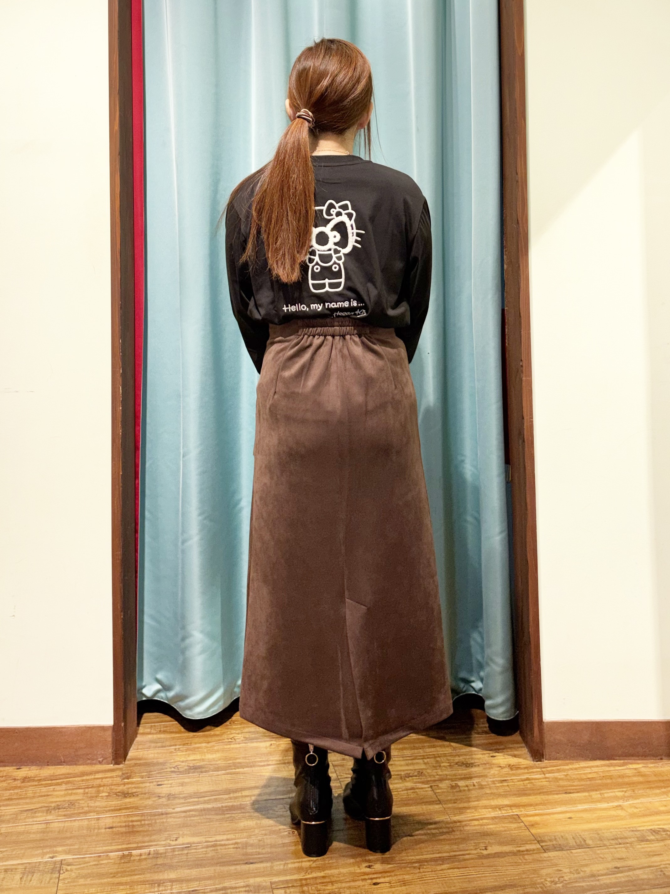 tukiさんの「SHOO･LA･RUE｜【HELLO KITTYコラボ】刺繍ロンT」を使ったコーディネート