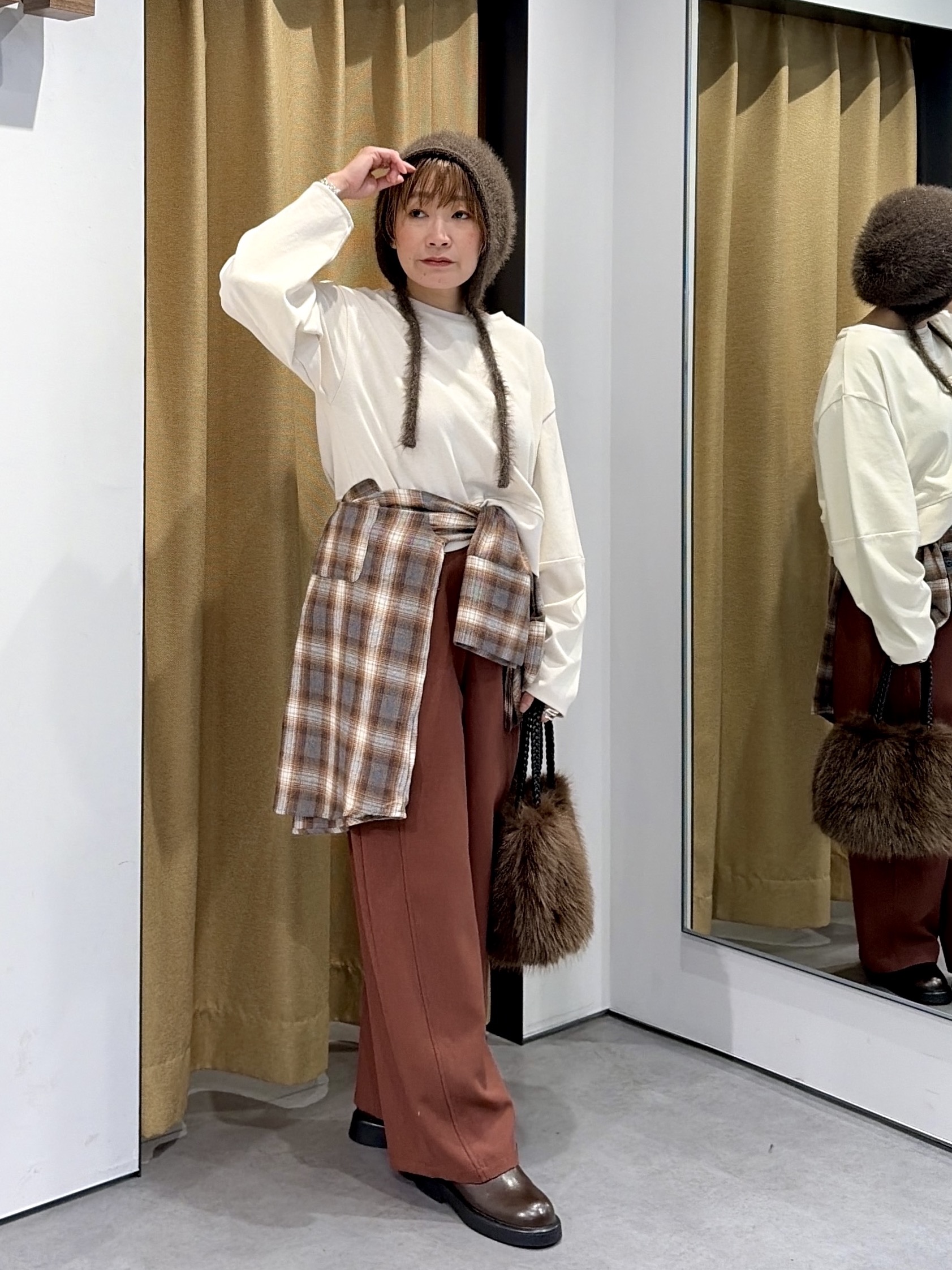 mari_831さんの「INDIVI｜ロングスリーブフォルムカットソー【洗える】」を使ったコーディネート