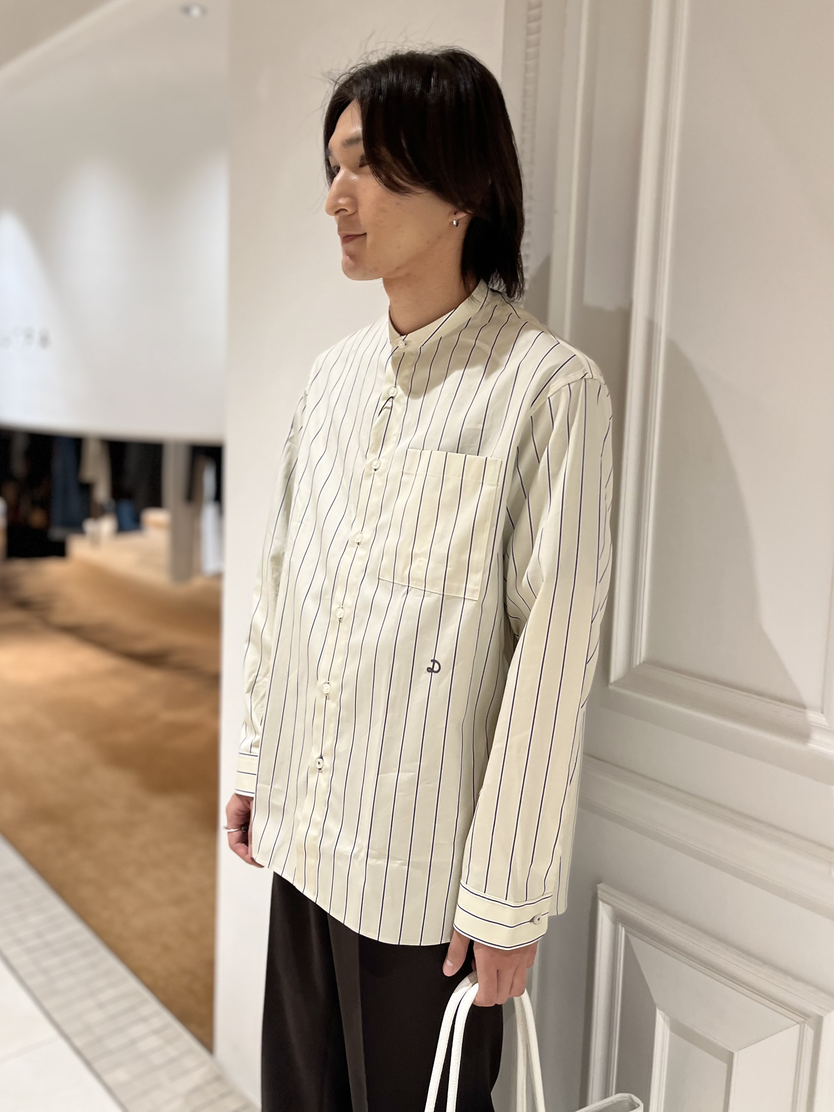Watanabeさんの「DRESSTERIOR｜【日本製】バンドカラー ストライプシャツ」を使ったコーディネート