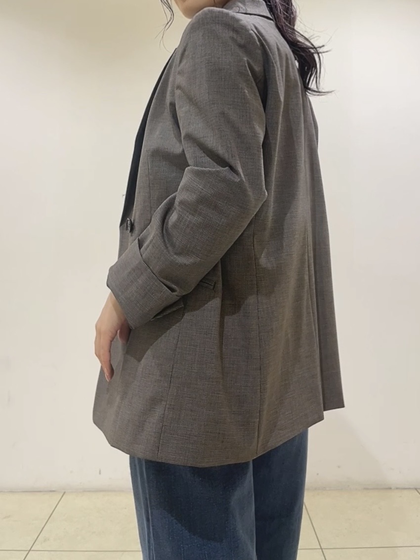 watanabeさんの「UNTITLED｜【セットアップ可/秋羽織り/お仕事スーツ】ウールブレンドダブルジャケット」を使ったコーディネート