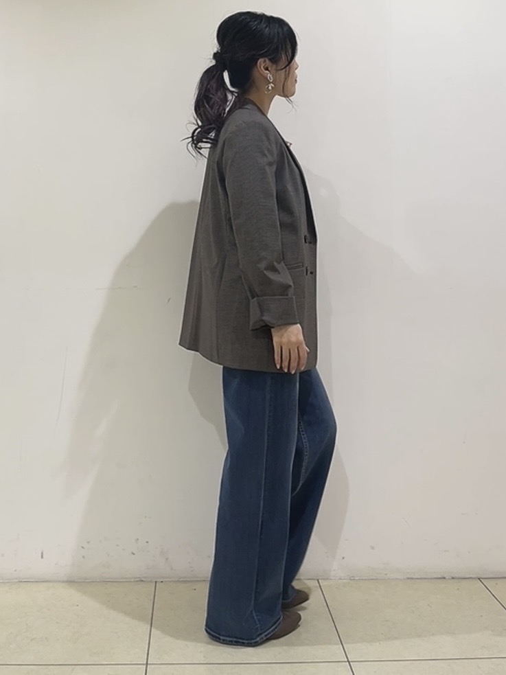 watanabeさんの「UNTITLED｜【セットアップ可/秋羽織り/お仕事スーツ】ウールブレンドダブルジャケット」を使ったコーディネート