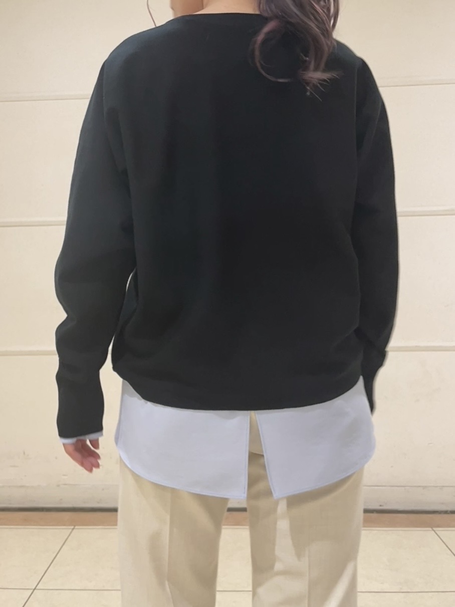 watanabeさんの「UNTITLED｜【選べる6色／ストレッチ◎】きれいめドルマンスリーブニット」を使ったコーディネート